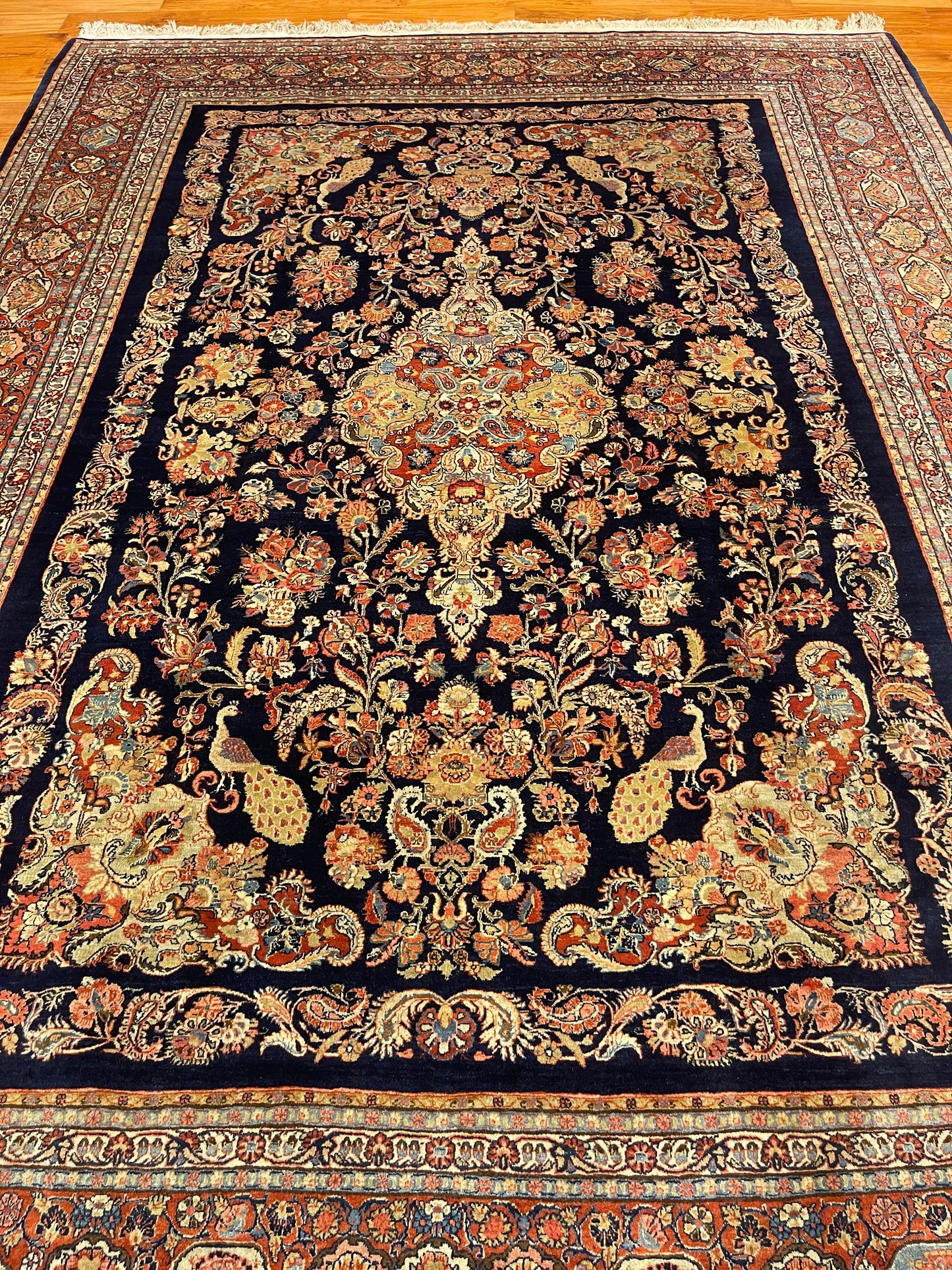 SARUK ANTIQUE