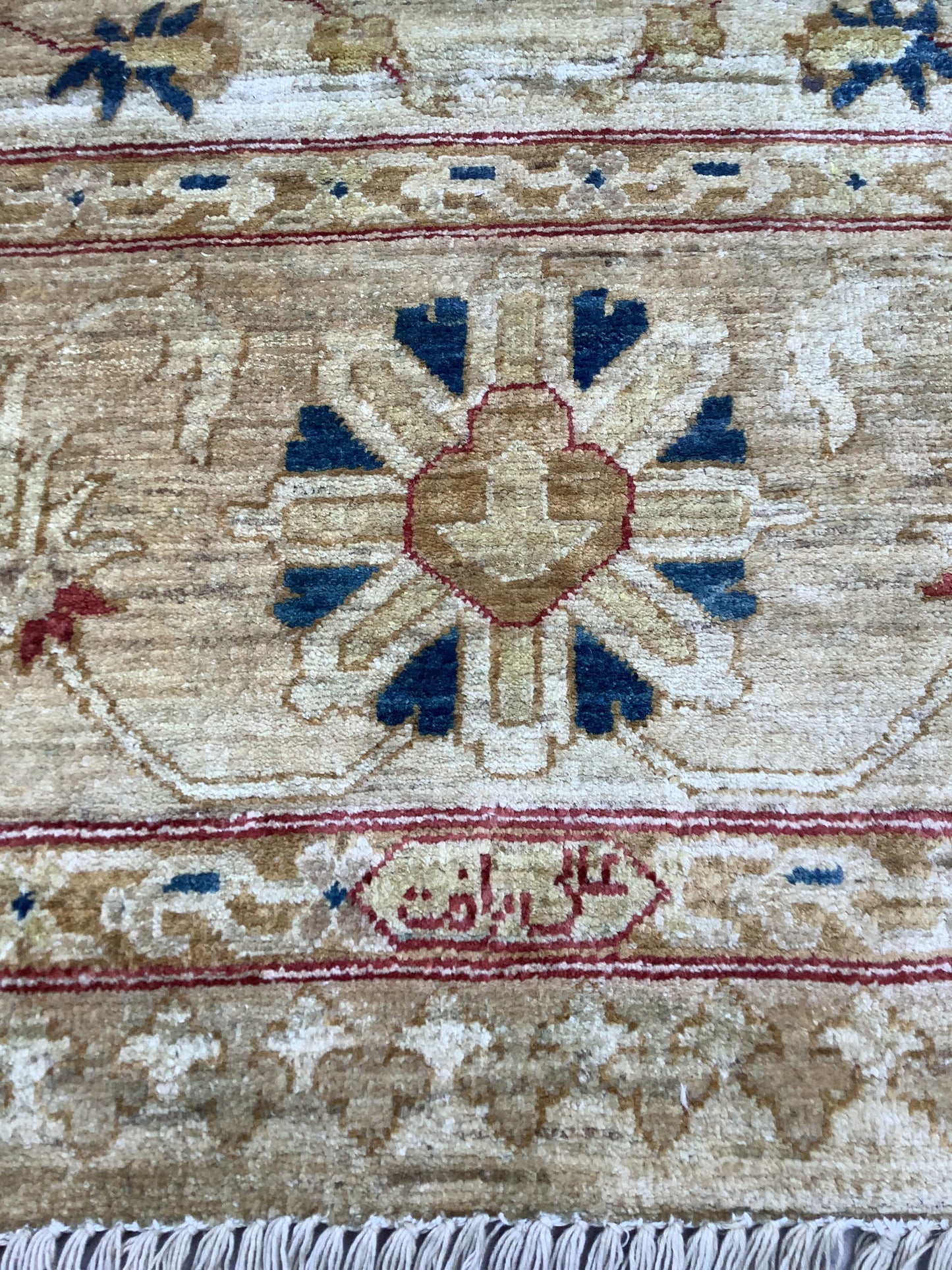 GOLDEN JALILI
