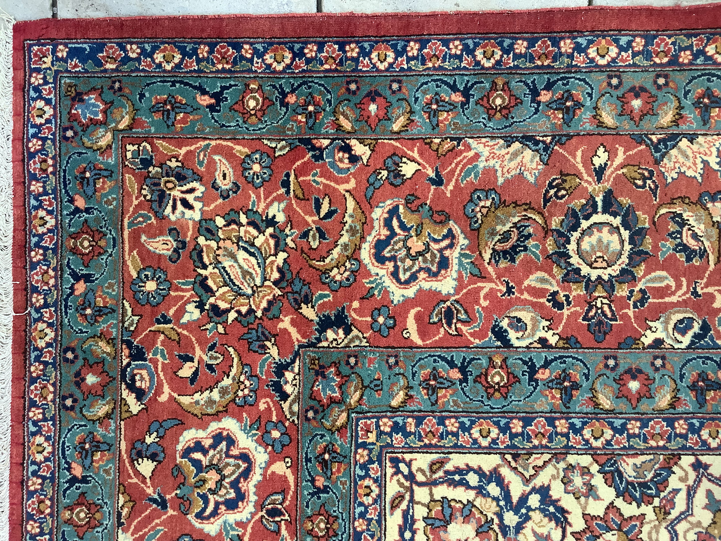 XXL LUXURY ANTIQUE ISFAHAN
