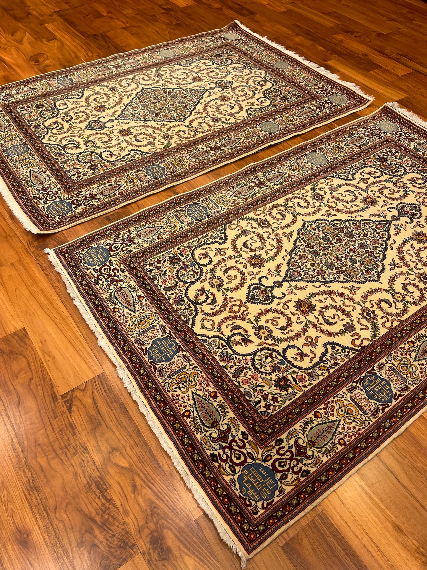 RARE ANTIQUE IVORY PAIR