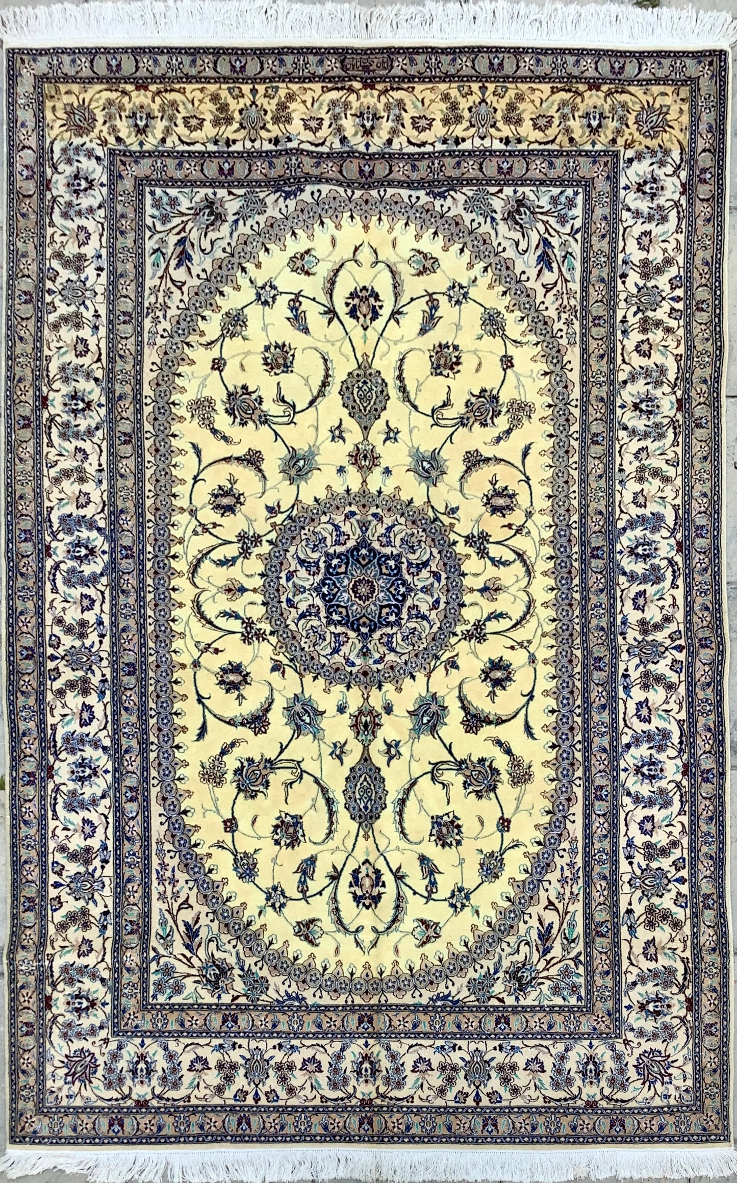 FINE IVORY NAIN