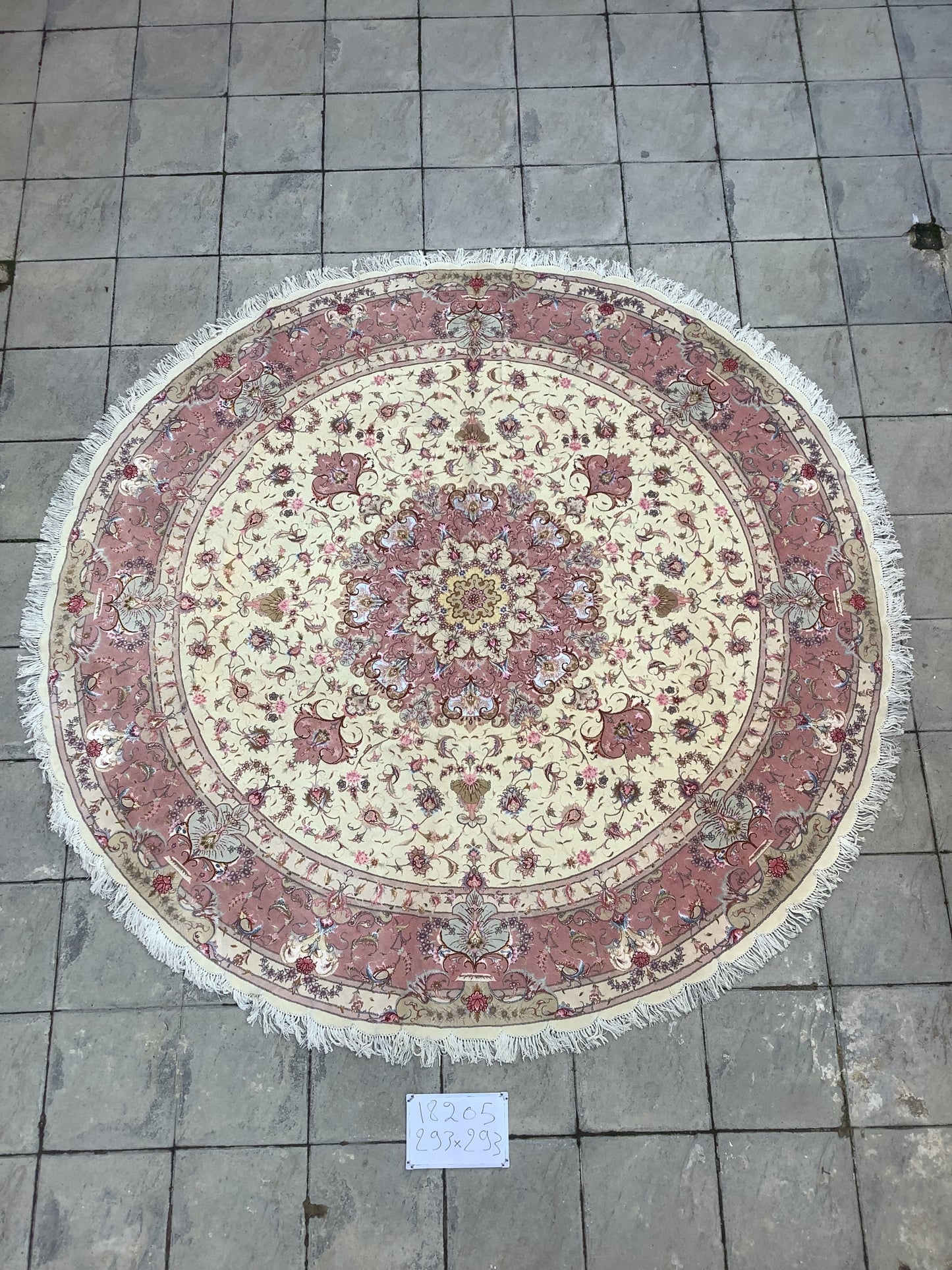 ROUND BENAM TABRIZ