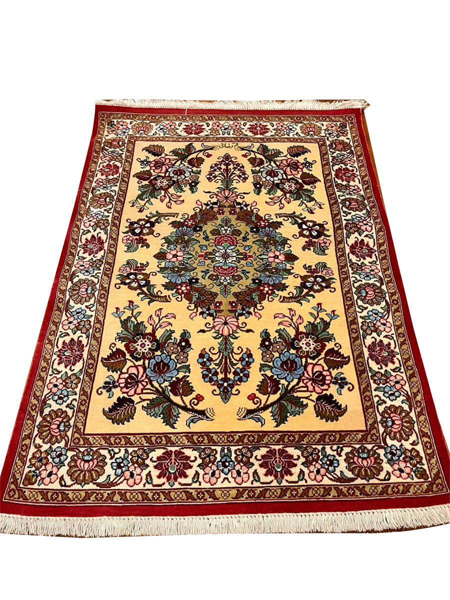 SAFFRON SILK POSHTI