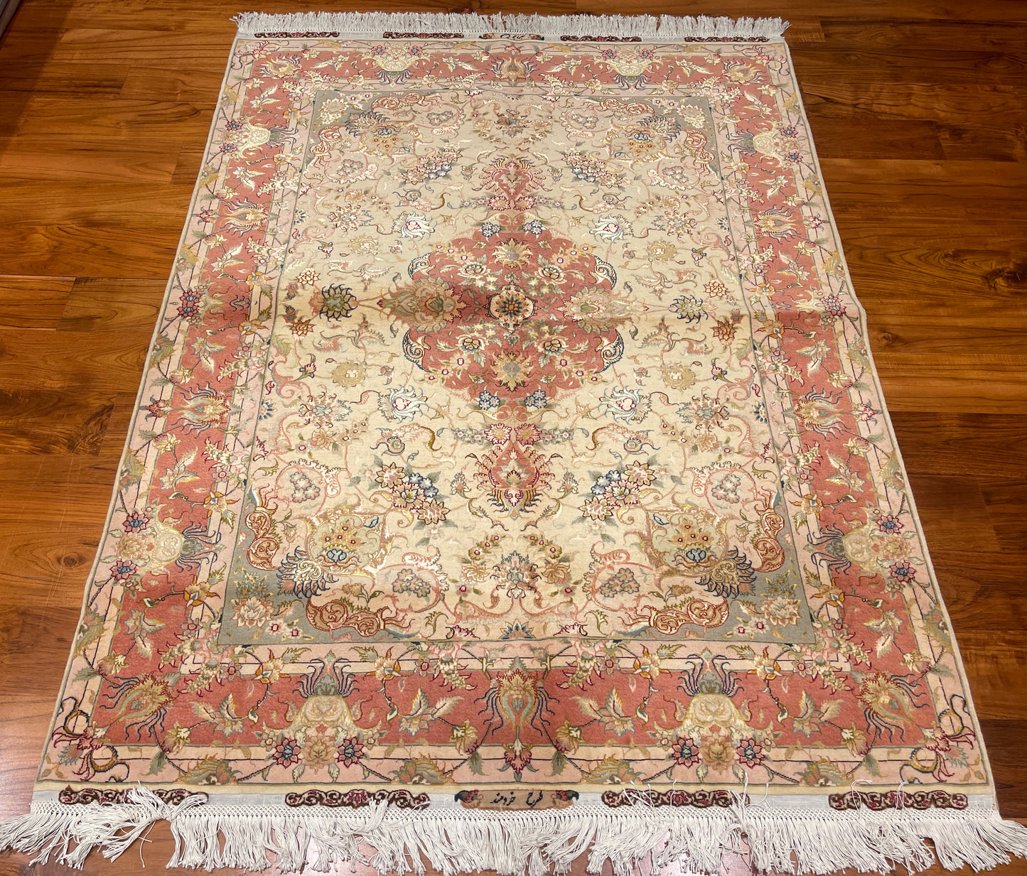 Tabriz With Silk