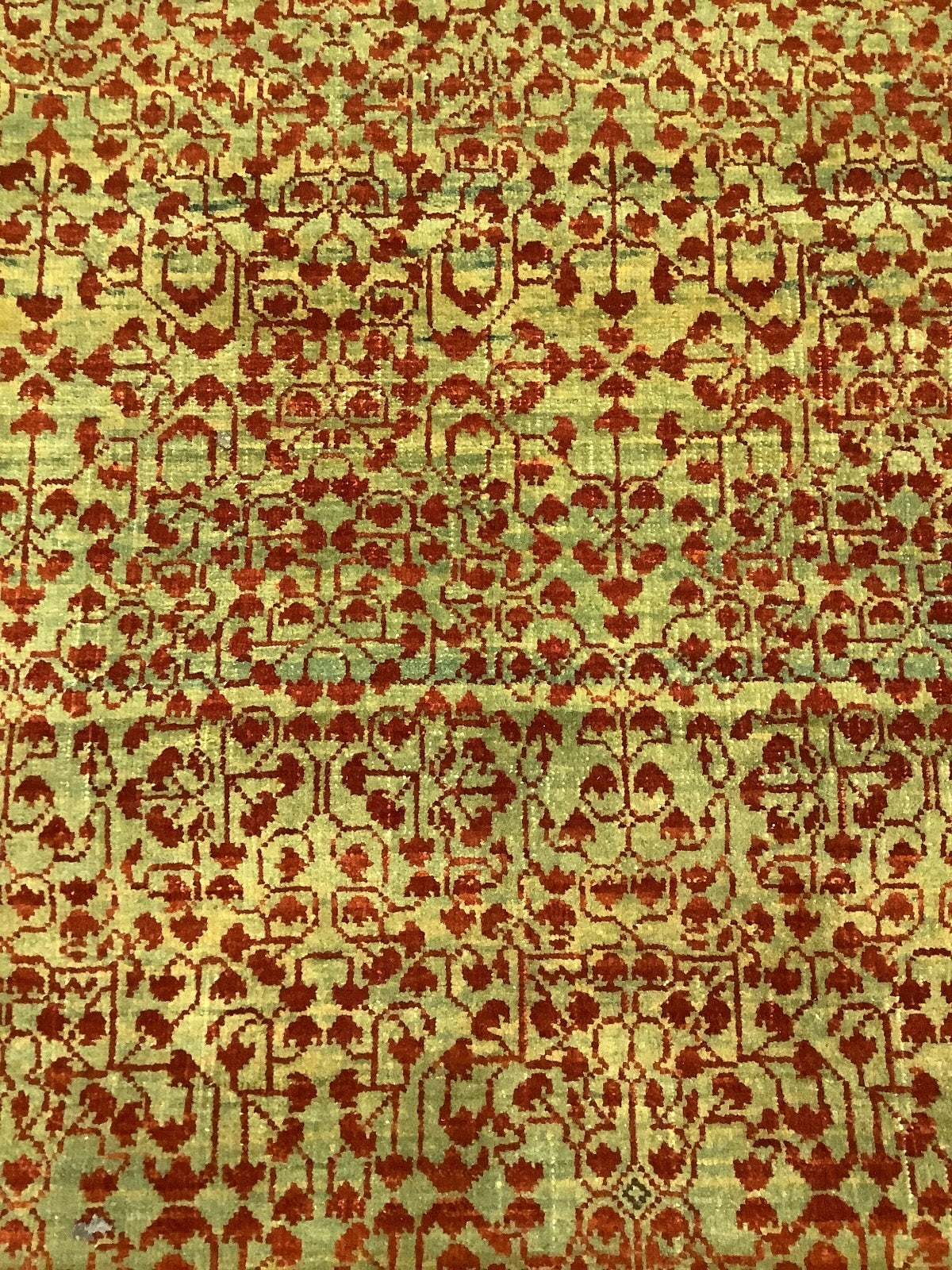 Fine Mamluk All Over Giant