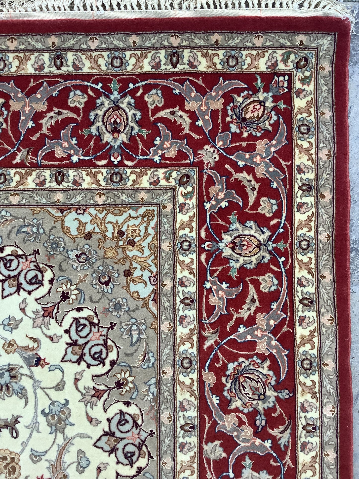 EXQUISITE ISFAHAN PAIR