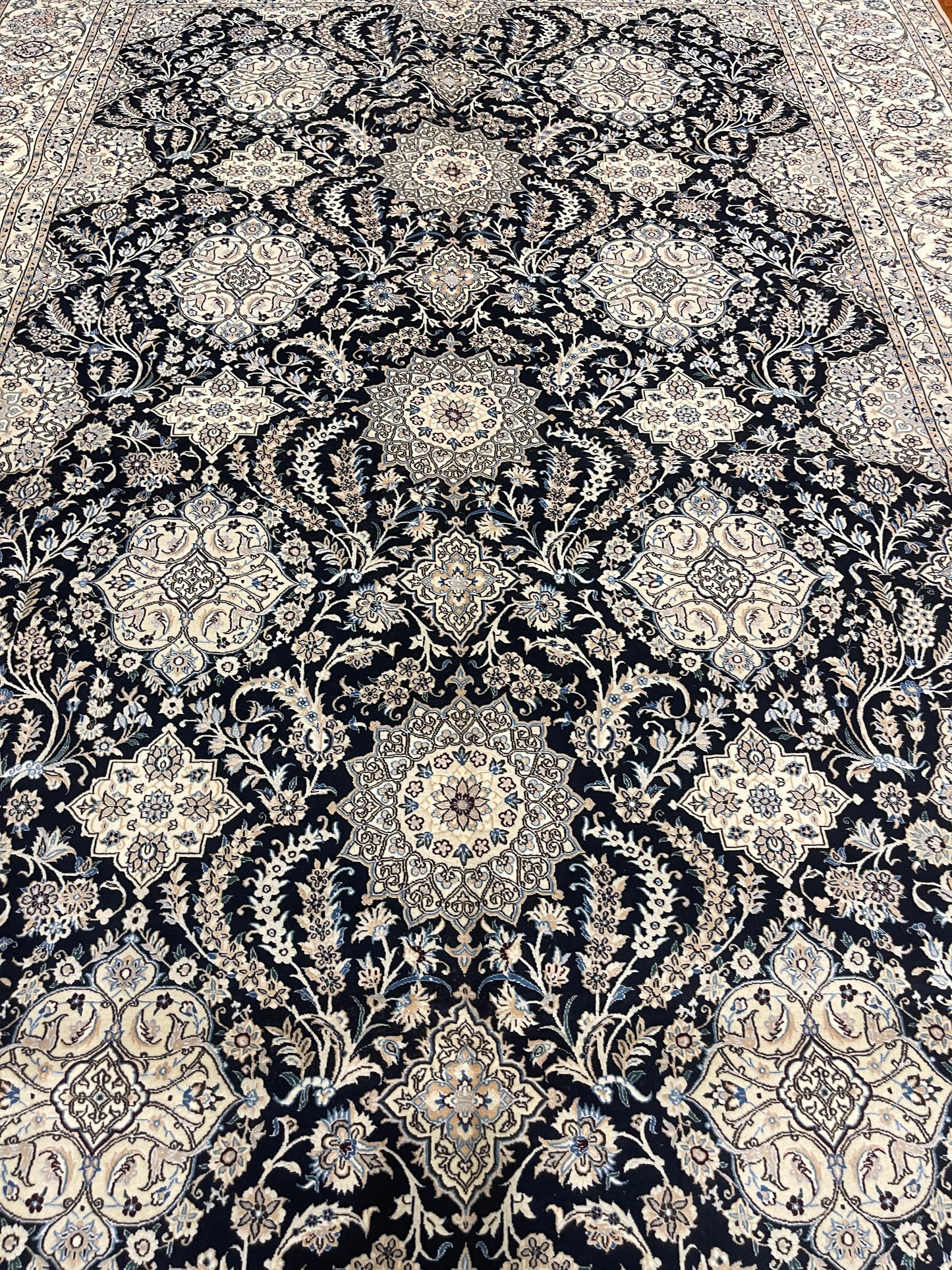 π SAPPHIRE ON SILK π