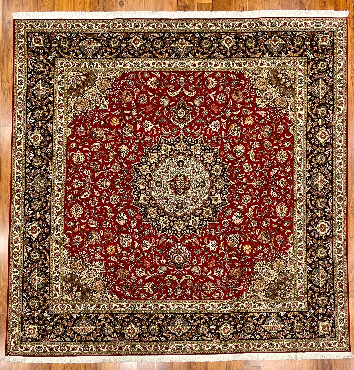 Square Tabriz Javadqalam