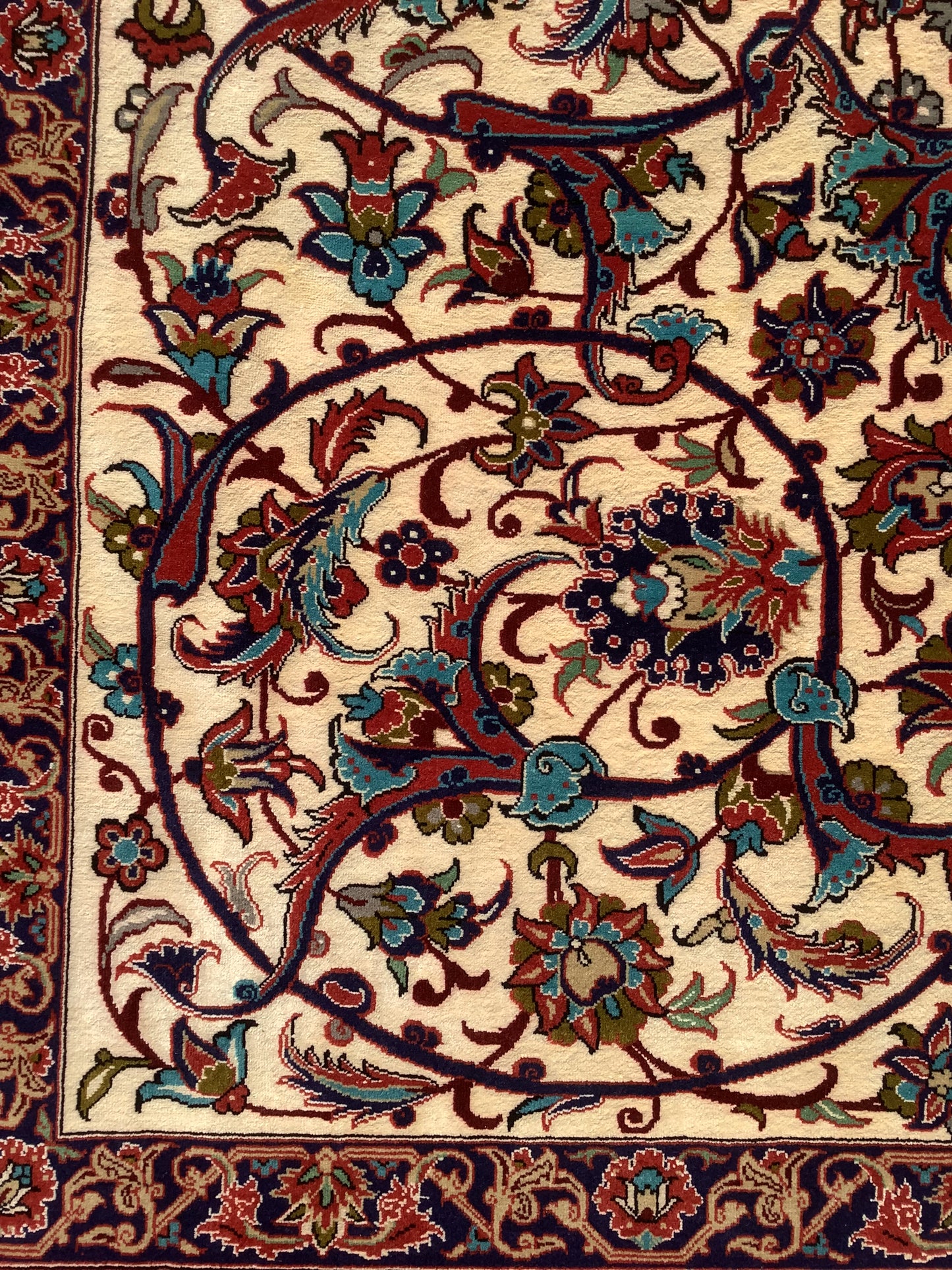 SILK ISFAHAN ESLIMI