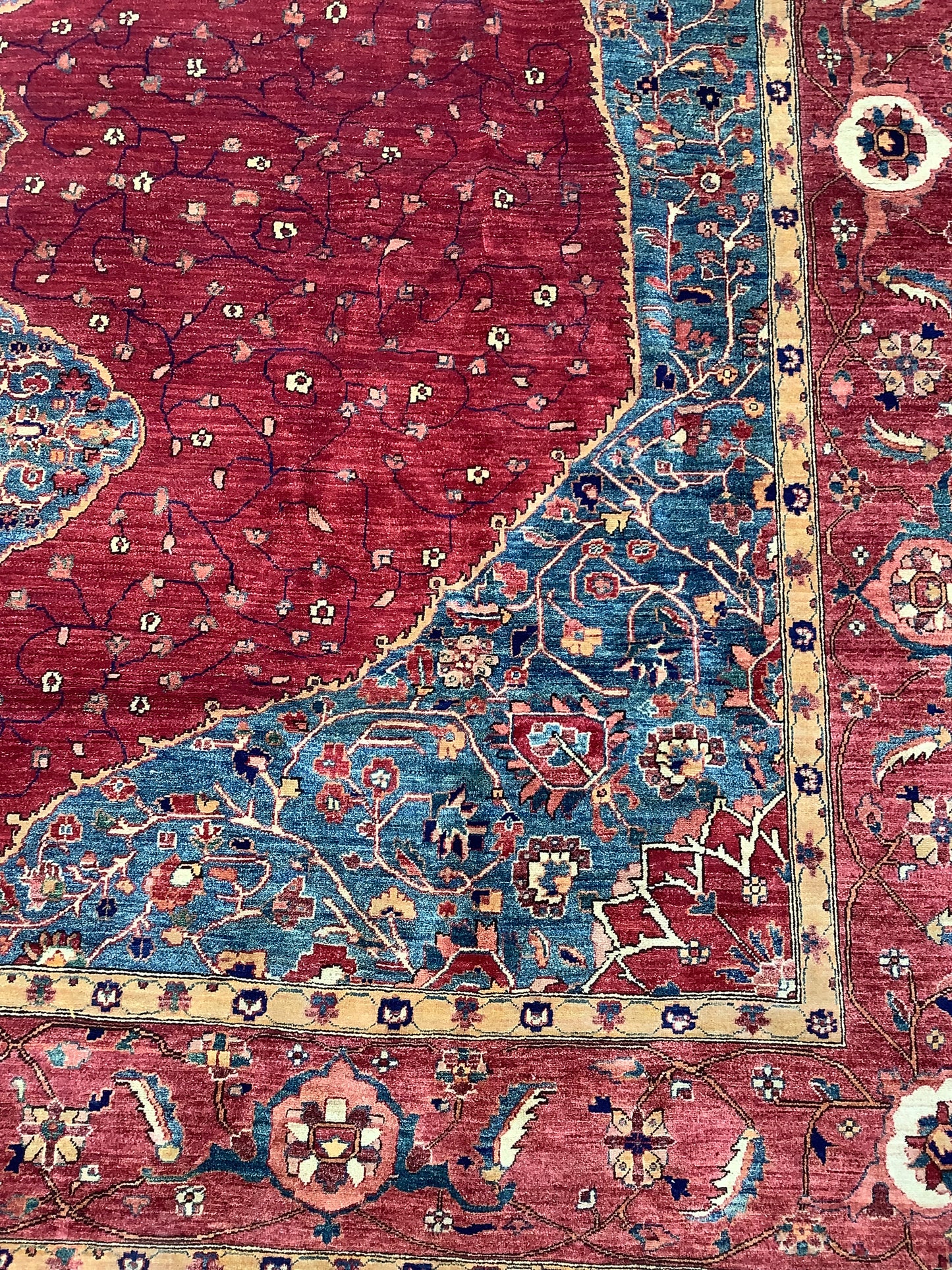 MAJESTIC JALILI PALACE CARPET