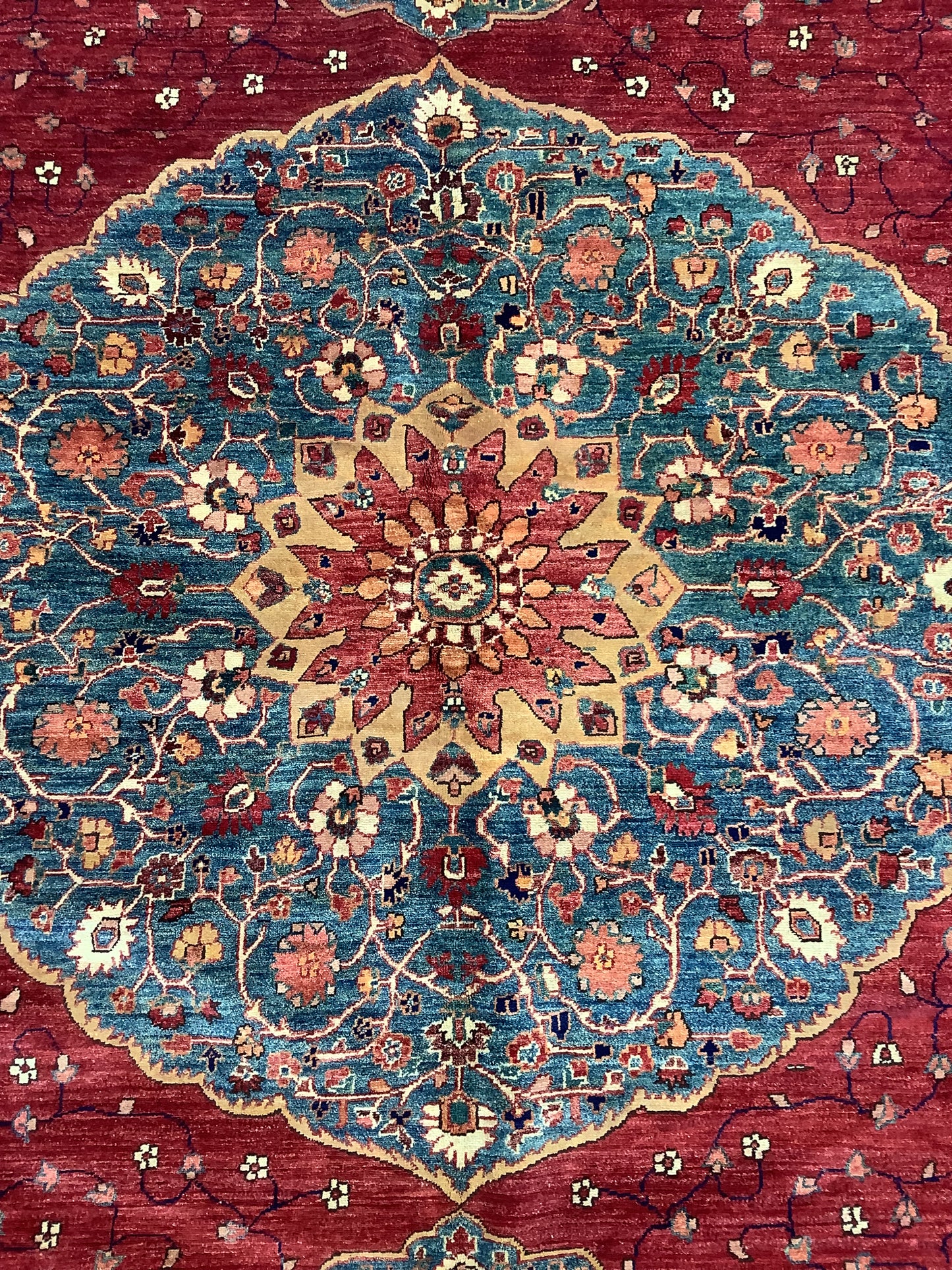 MAJESTIC JALILI PALACE CARPET