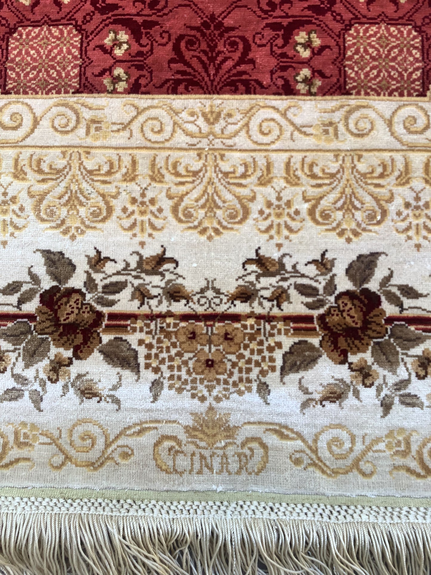 Extra Fine Hereke Pure Silk