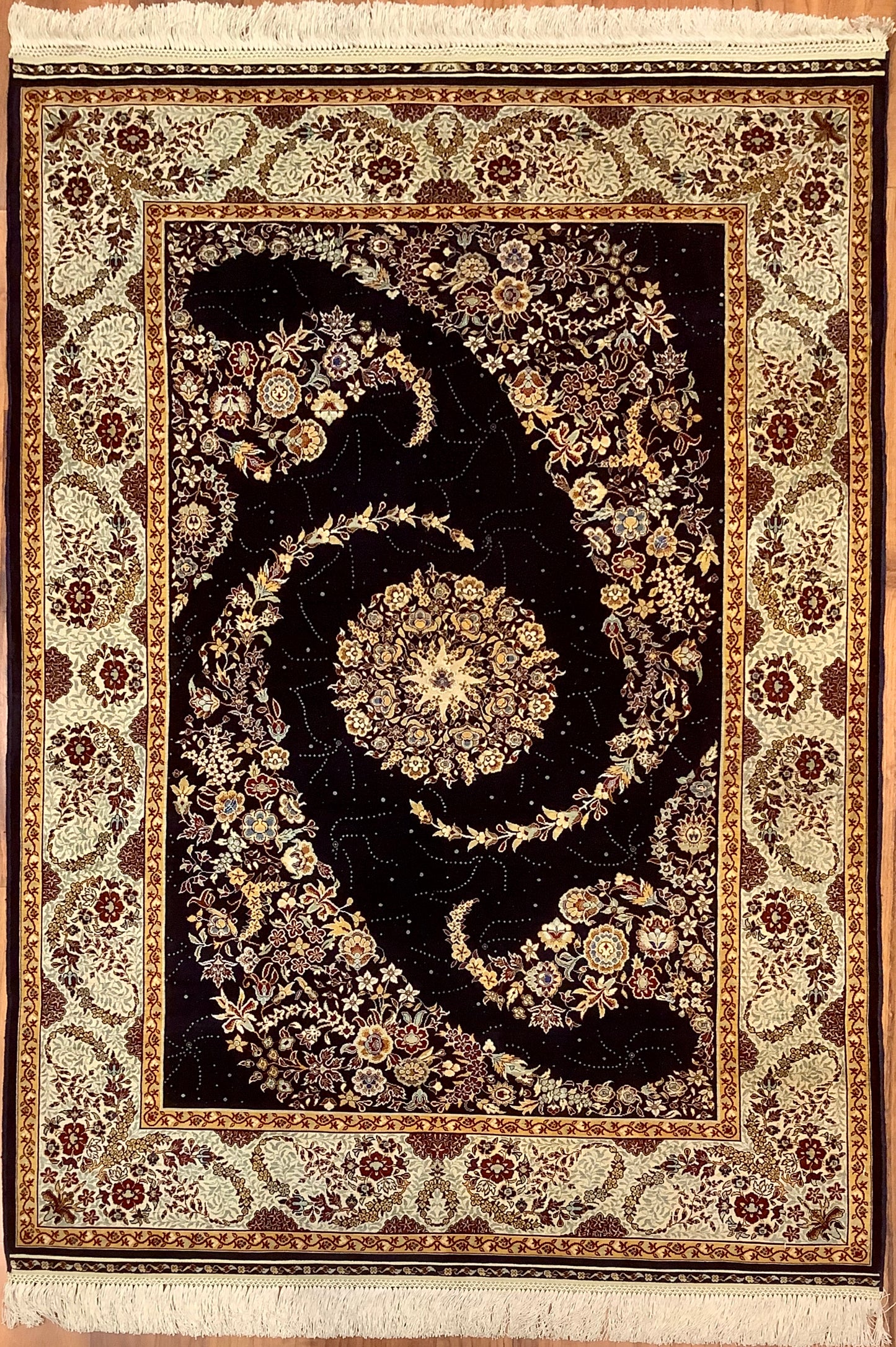 Galaxy of Roses, A Pure Silk Hereke