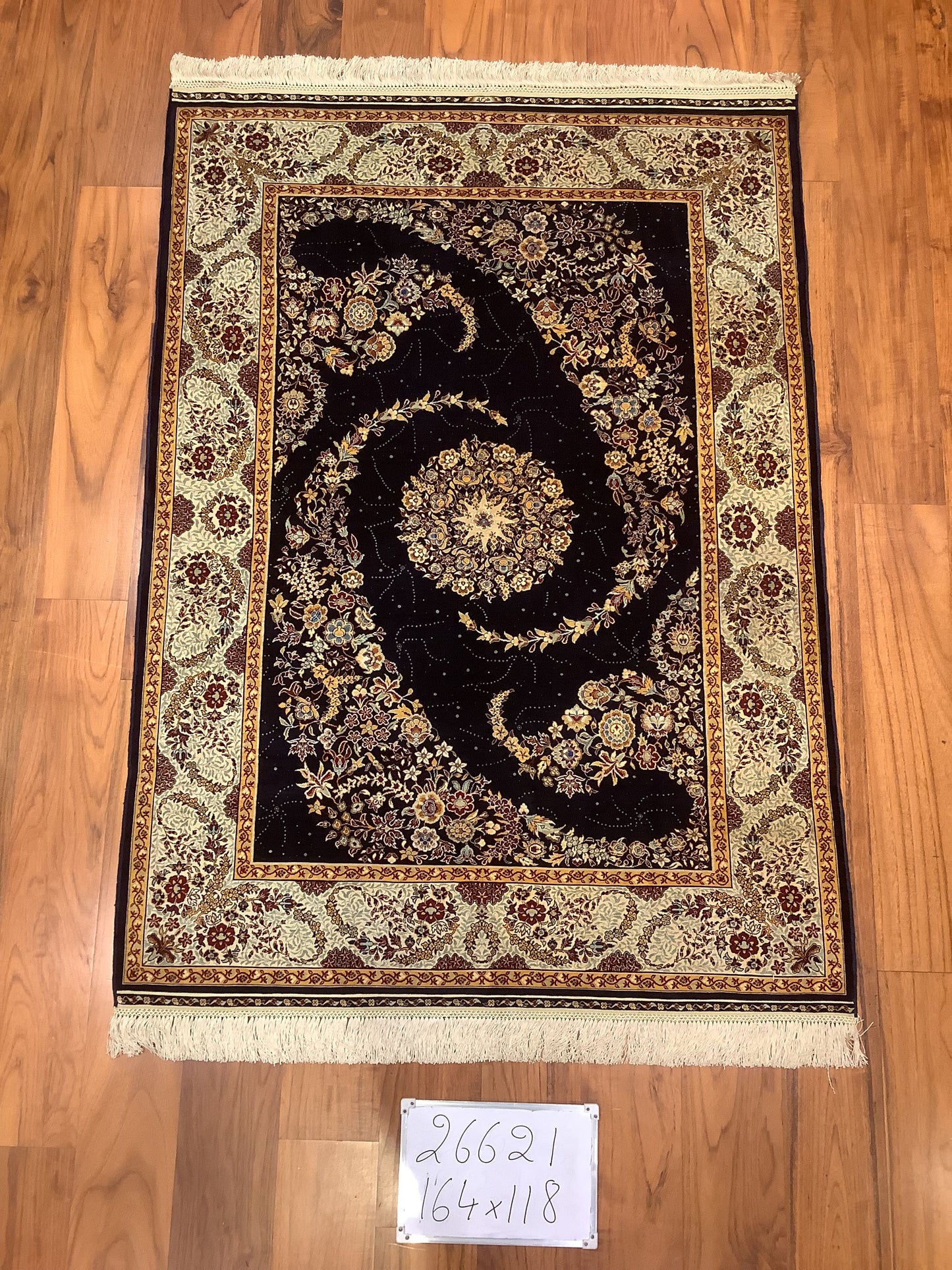 Galaxy of Roses, A Pure Silk Hereke