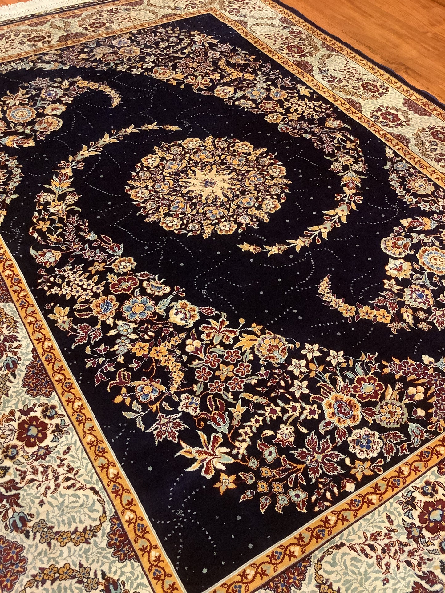Galaxy of Roses, A Pure Silk Hereke