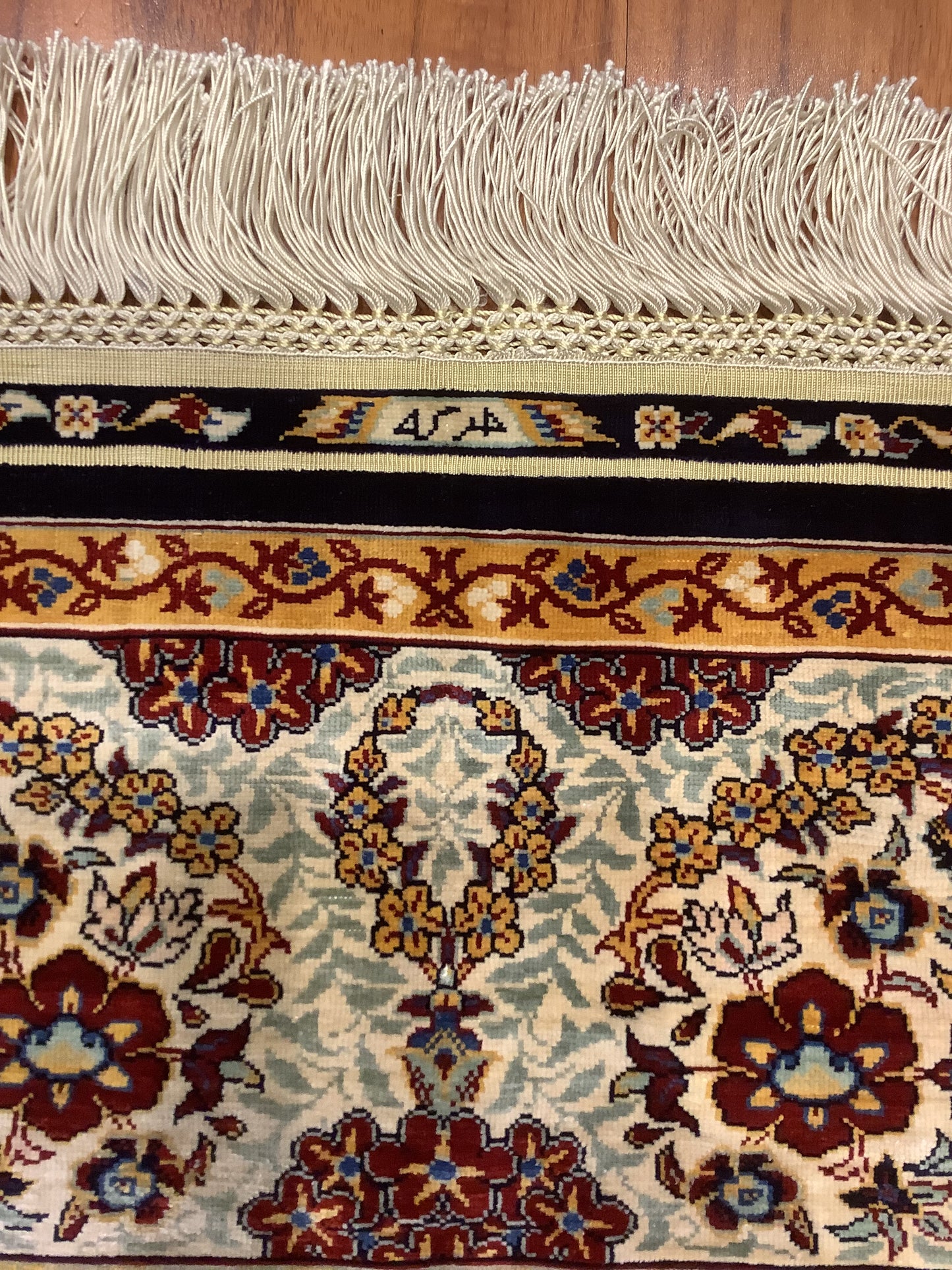 Galaxy of Roses, A Pure Silk Hereke