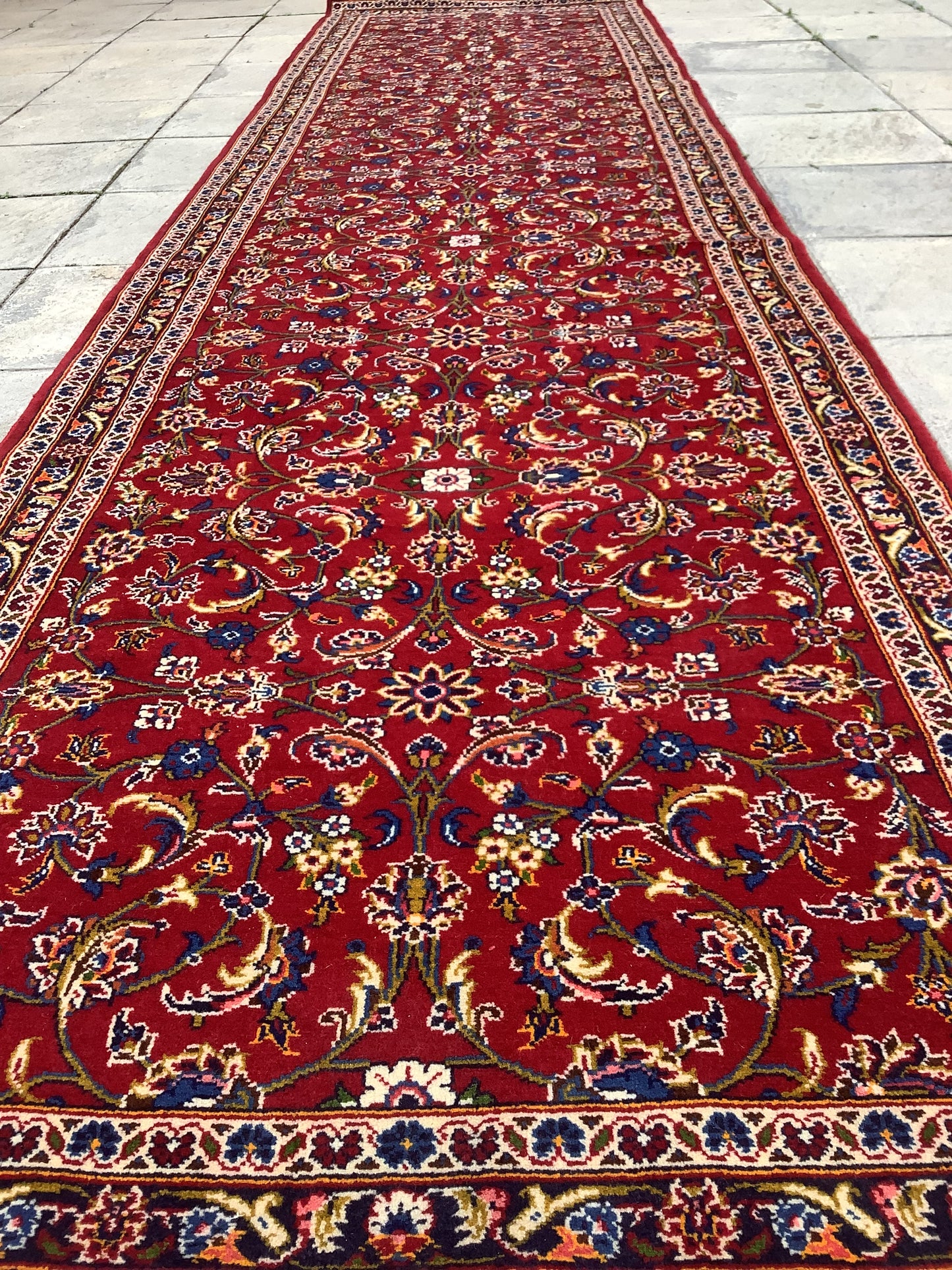 ARABESQUE RED KASHAN RUNNER