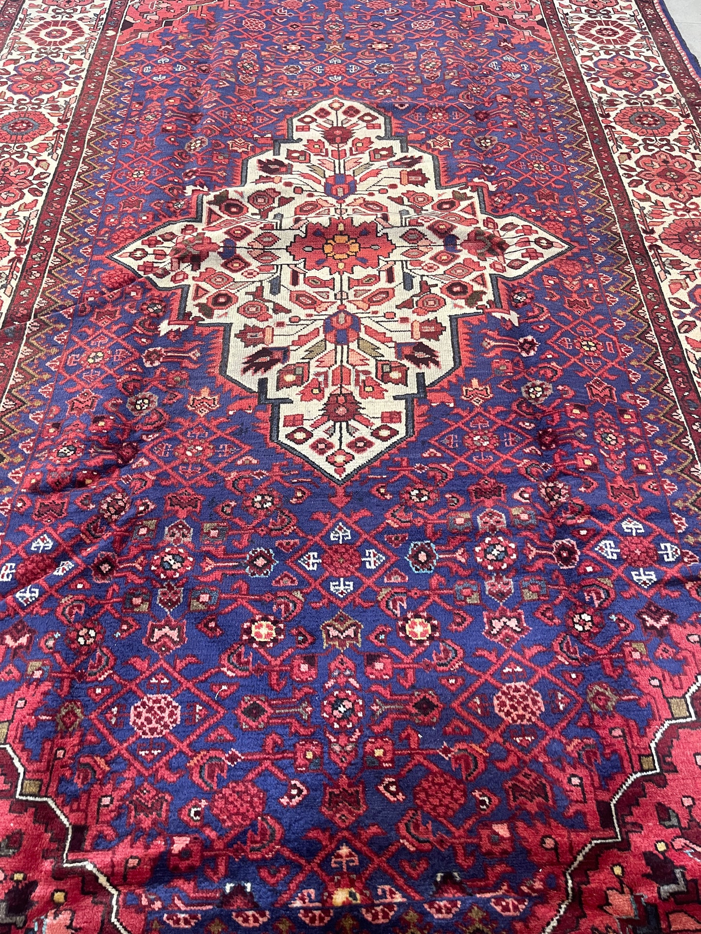MALAYER MAGNIFICENCE