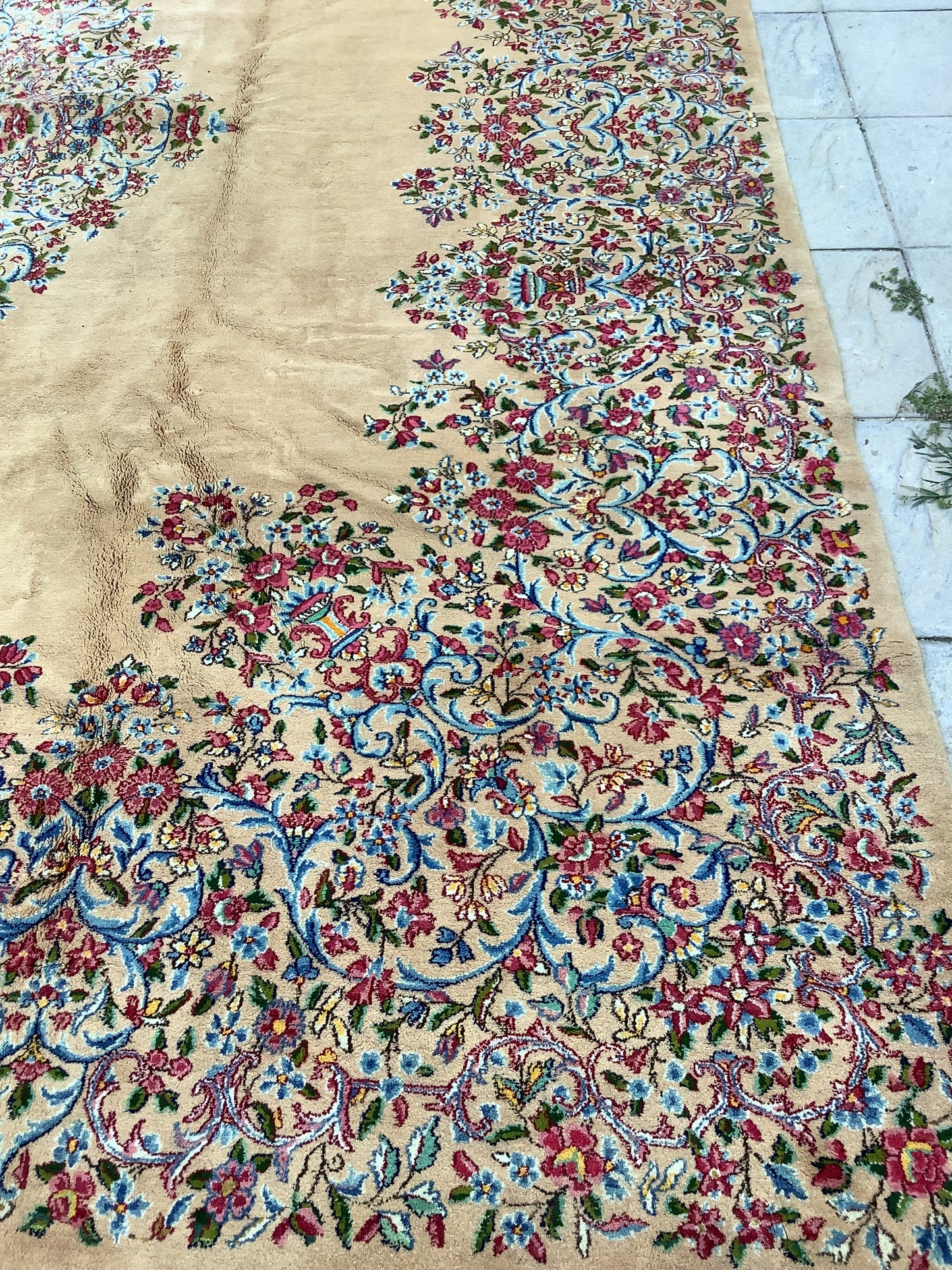 MILLEFLEURS VINTAGE KERMAN
