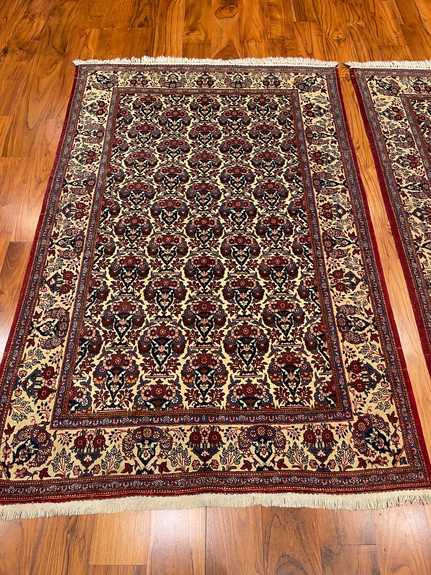 EXCLUSIVE ZILLI SULTAN KASHAN PAIR