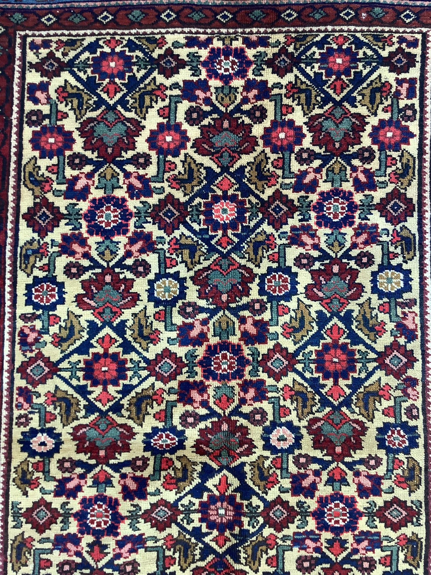 Kuba Antique Caucasian