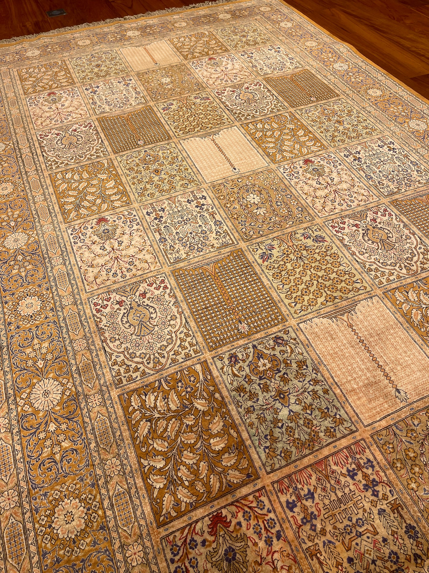 PARDEH PURE SILK GARDEN