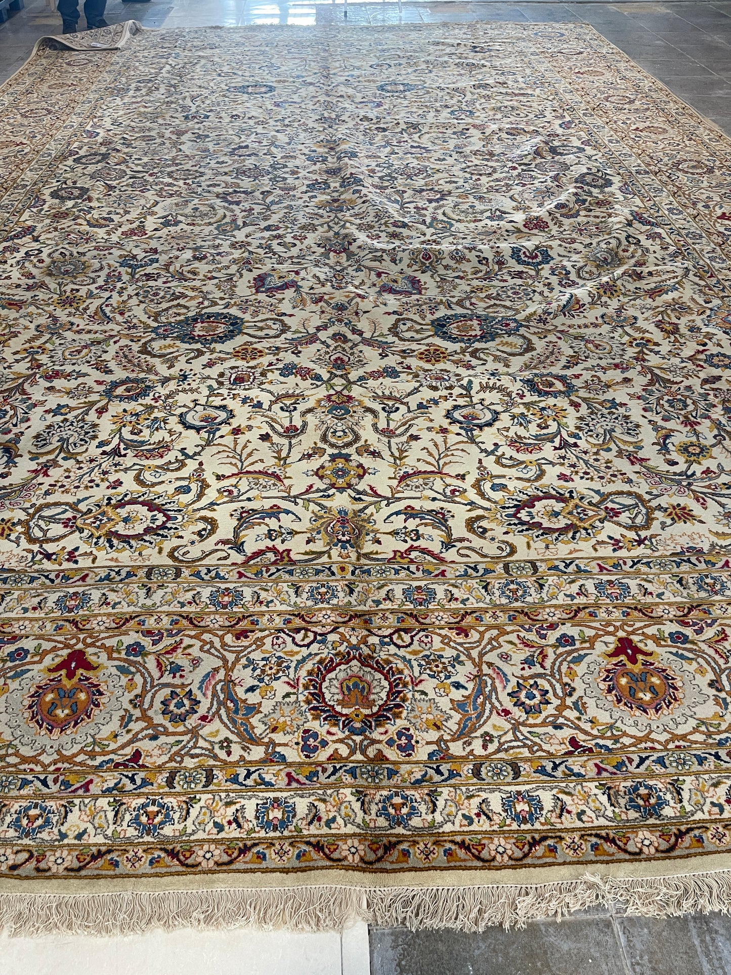 IVORY XXL SHAH ABBAS