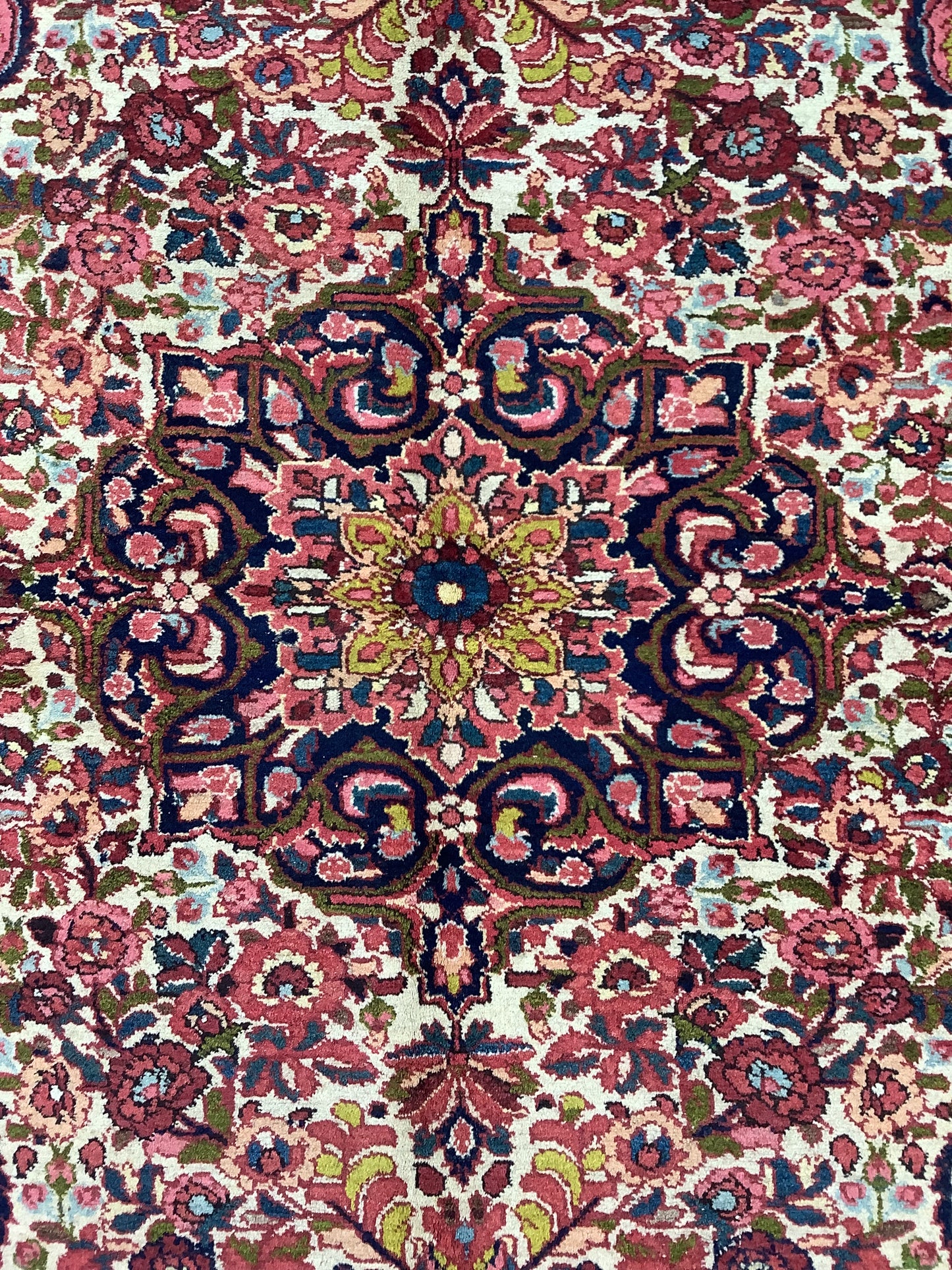 ANTIQUE BORCHALU