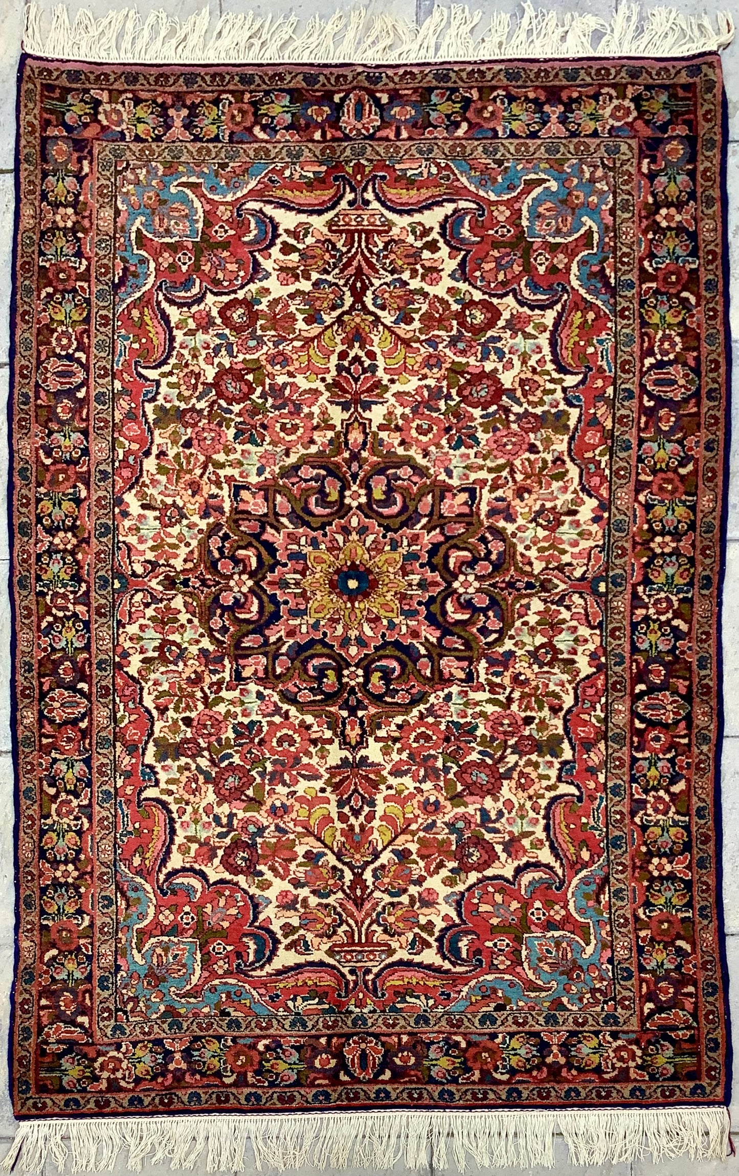 ANTIQUE BORCHALU