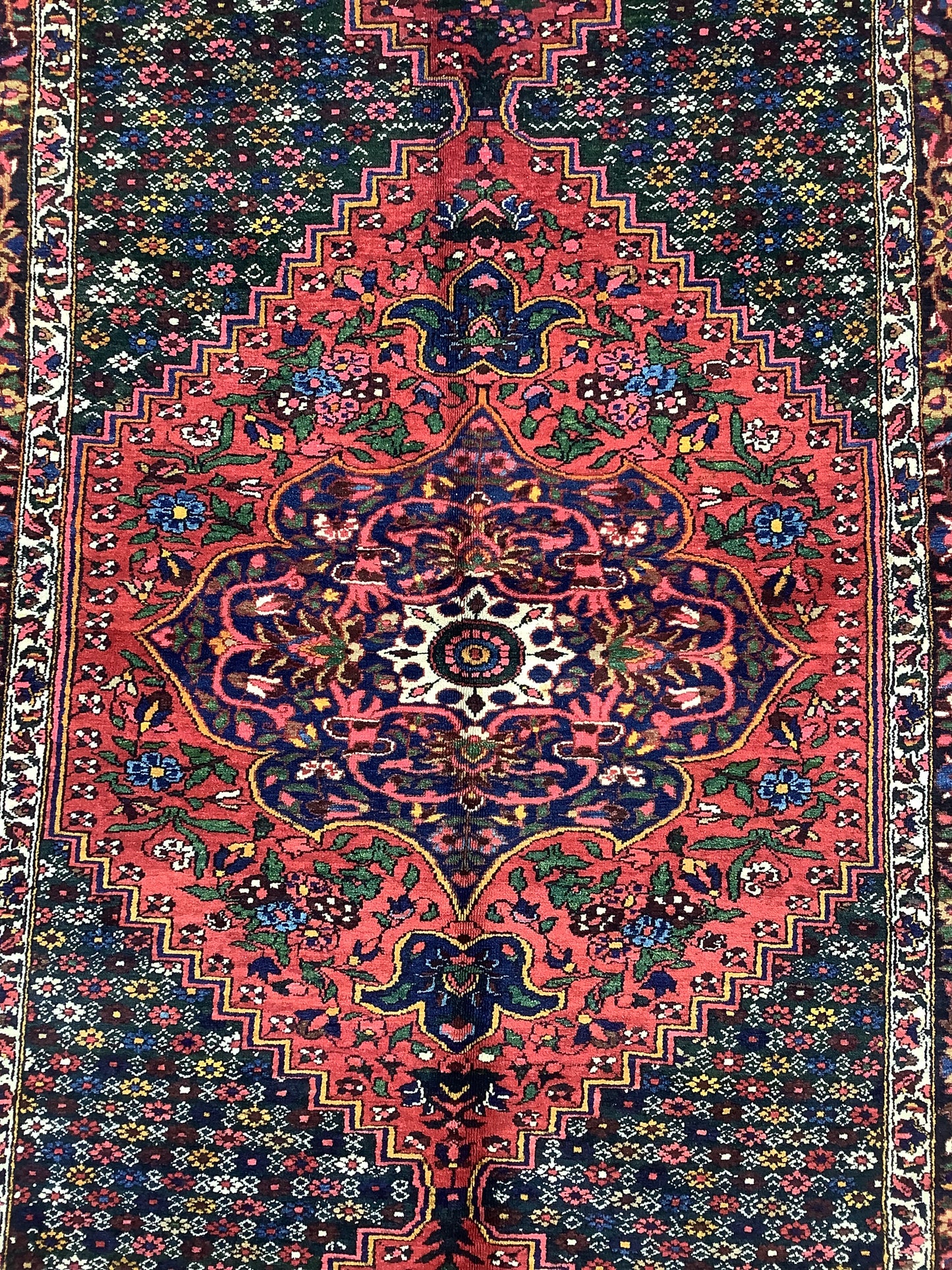 BAKHTIARI ANTIQUE TRIBAL