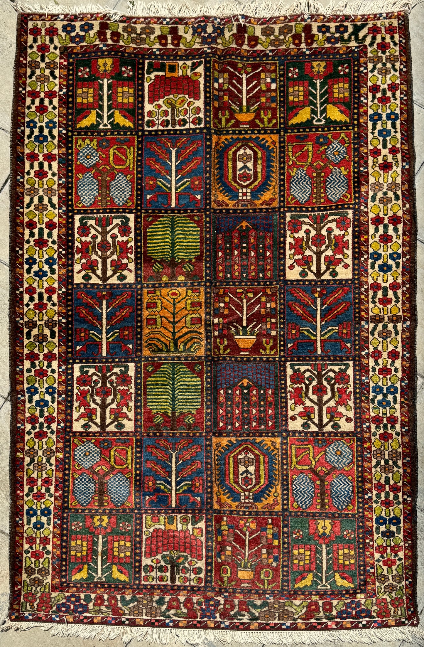 ANTIQUE BAKHTIARI GARDEN