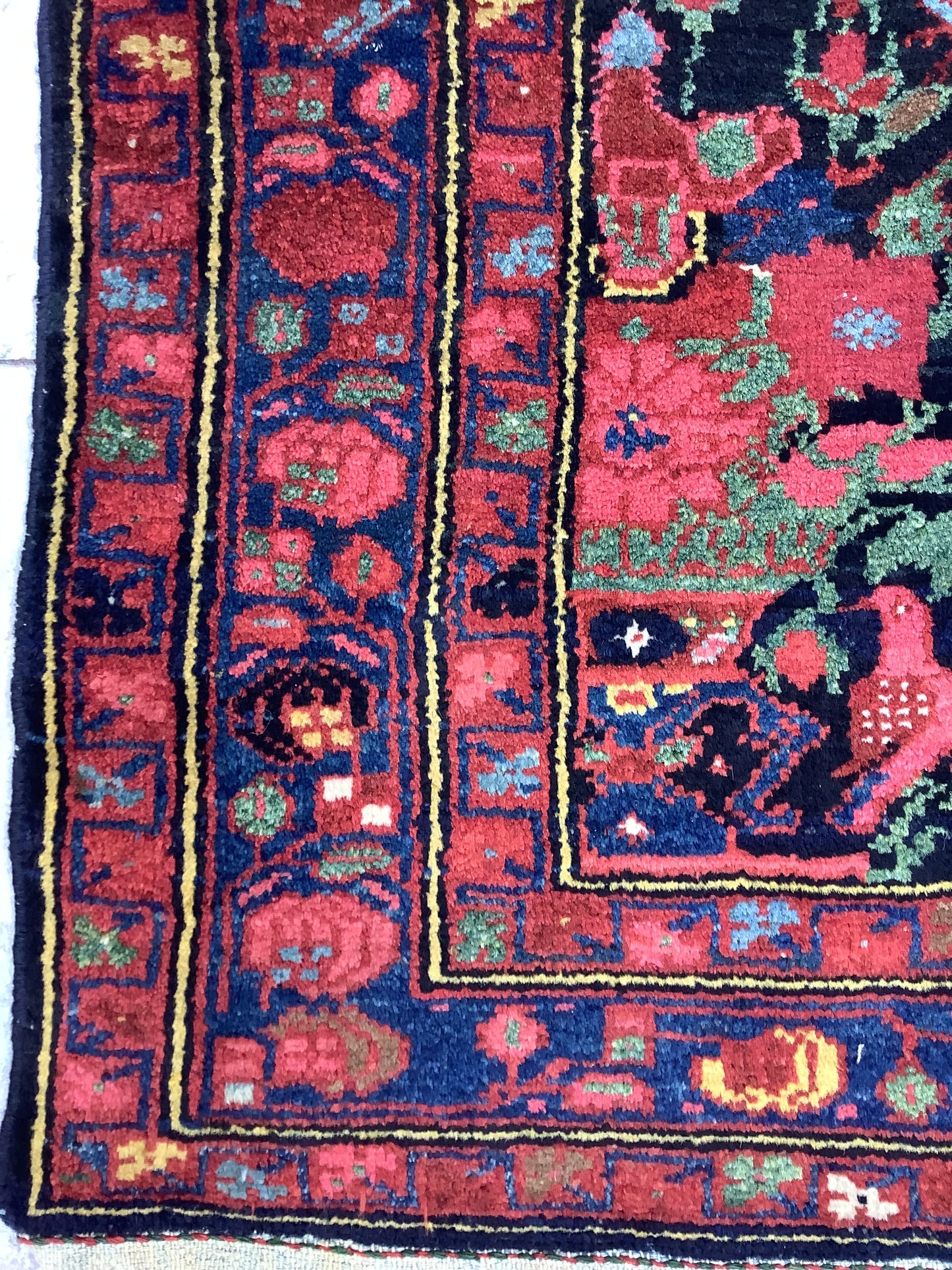 ZILLI SULTAN ANTIQUE BAKHTIARI