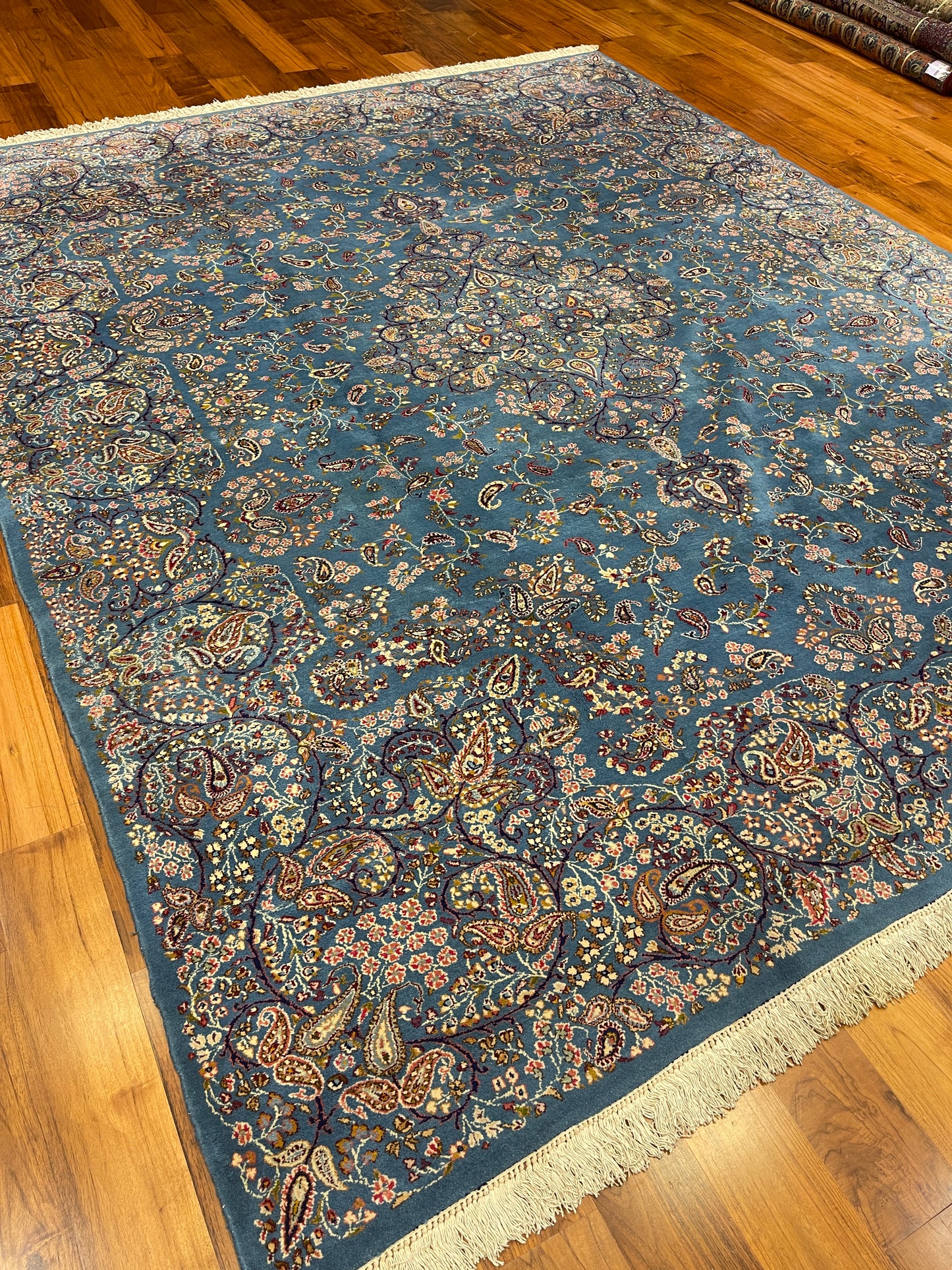 KILLER BLUE ANTIQUE