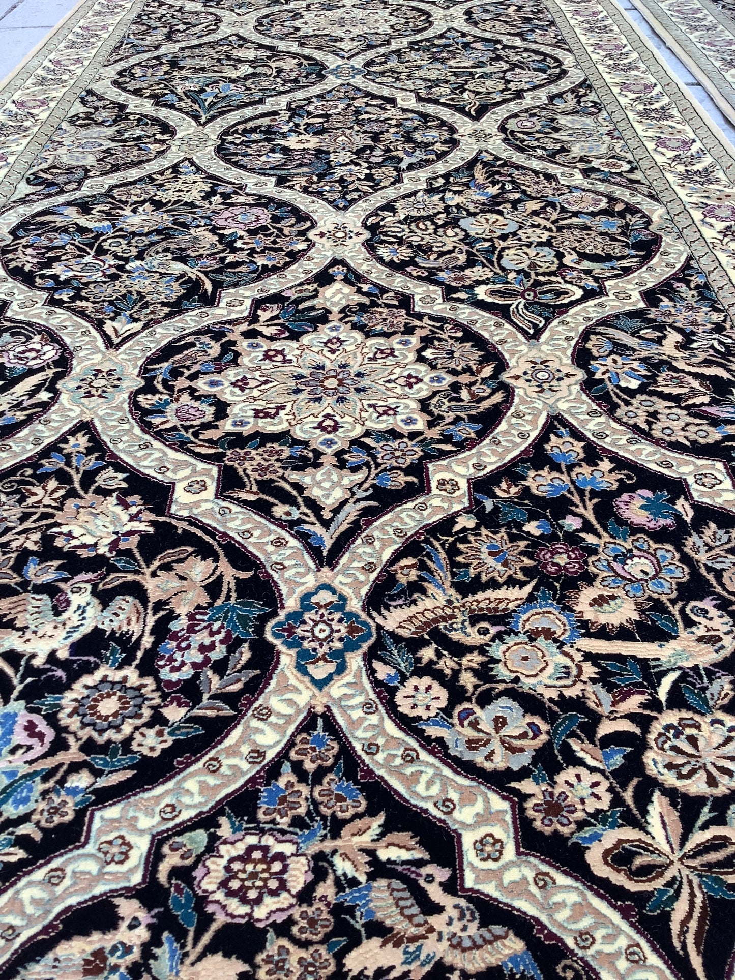 CHAHARLA GOL BOLBOL PAIR