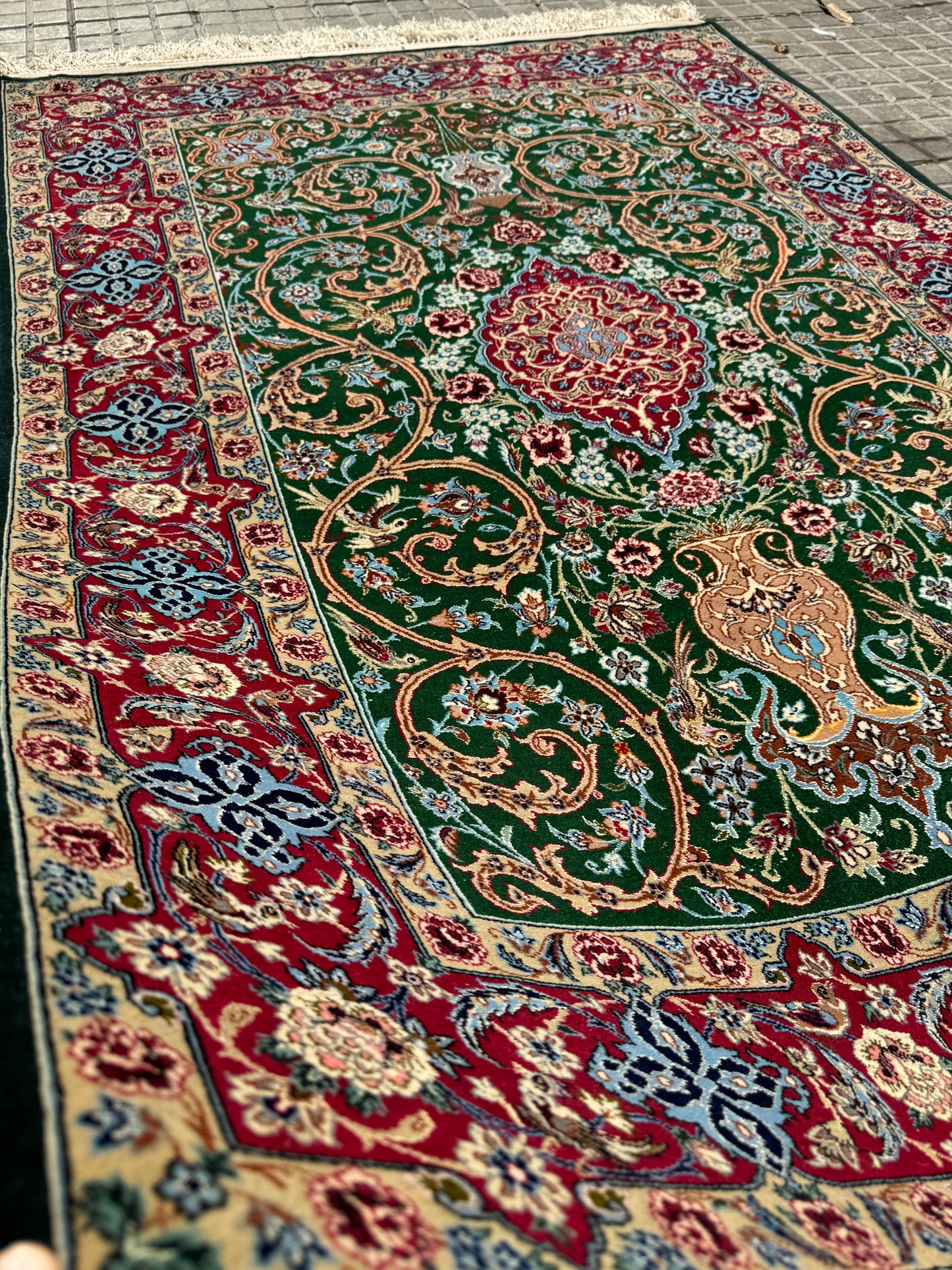 GREEN ESLIMI PRAYER ISFAHAN