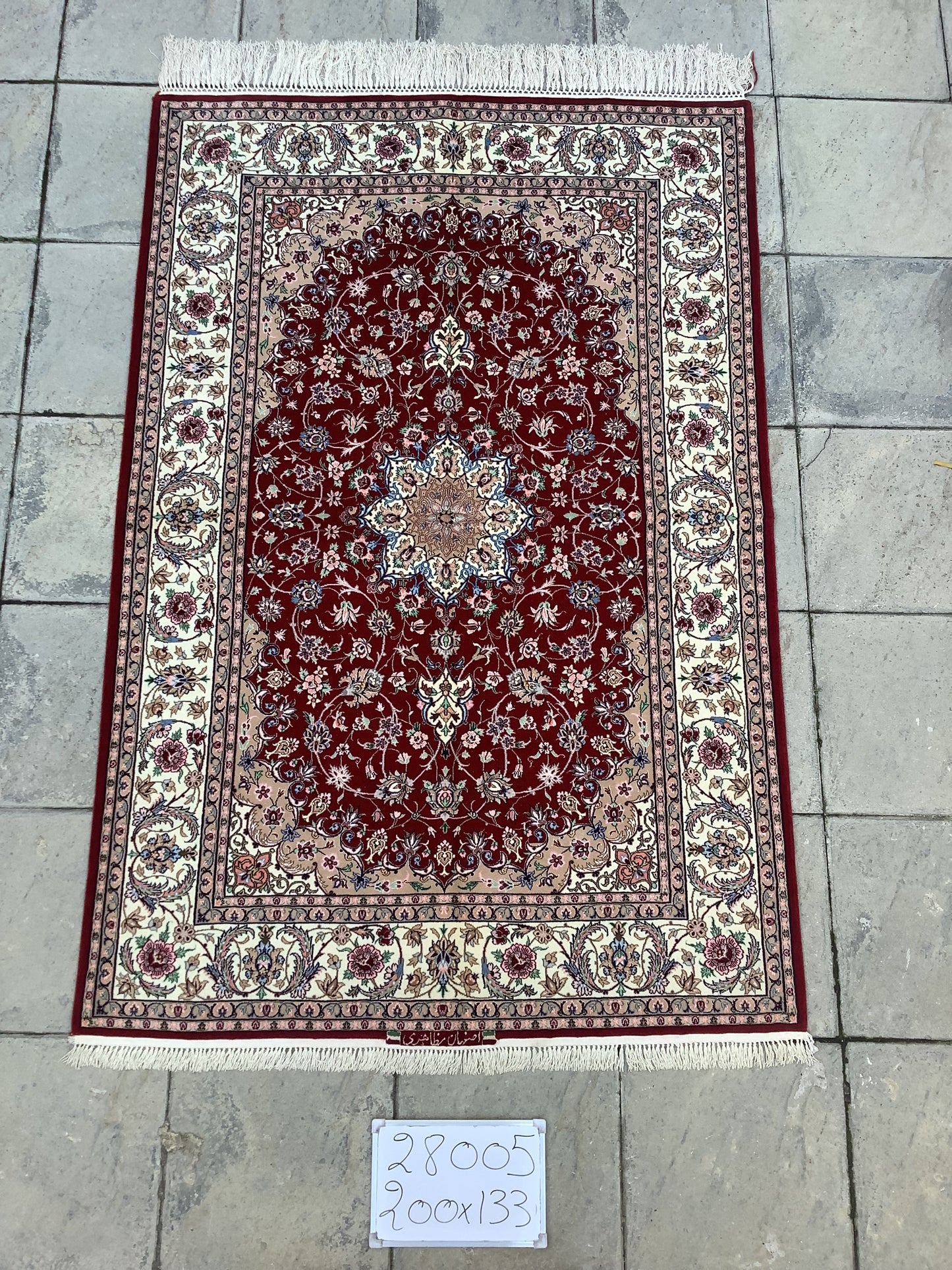 RUBY RED ISFAHAN