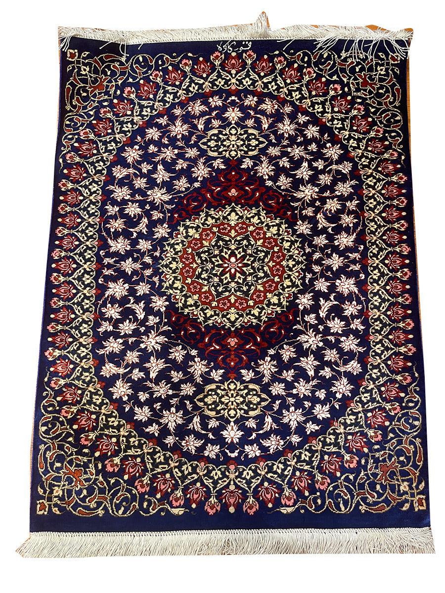MINIATURE PURE SILK POSHTI