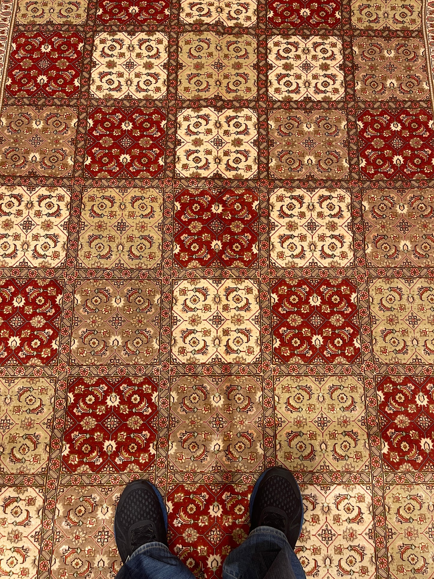GARDEN SQUARES ON SILK