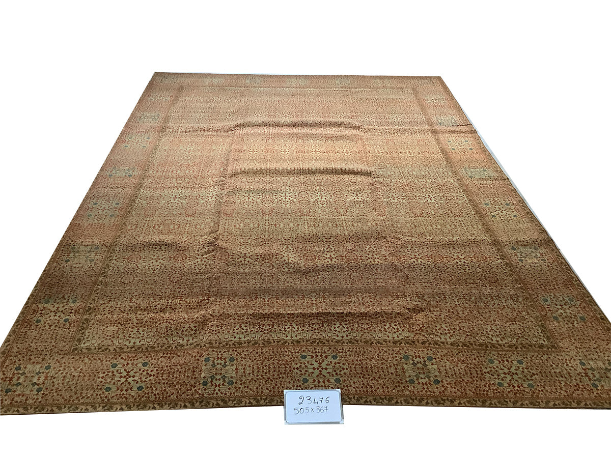 Fine Mamluk All Over Giant