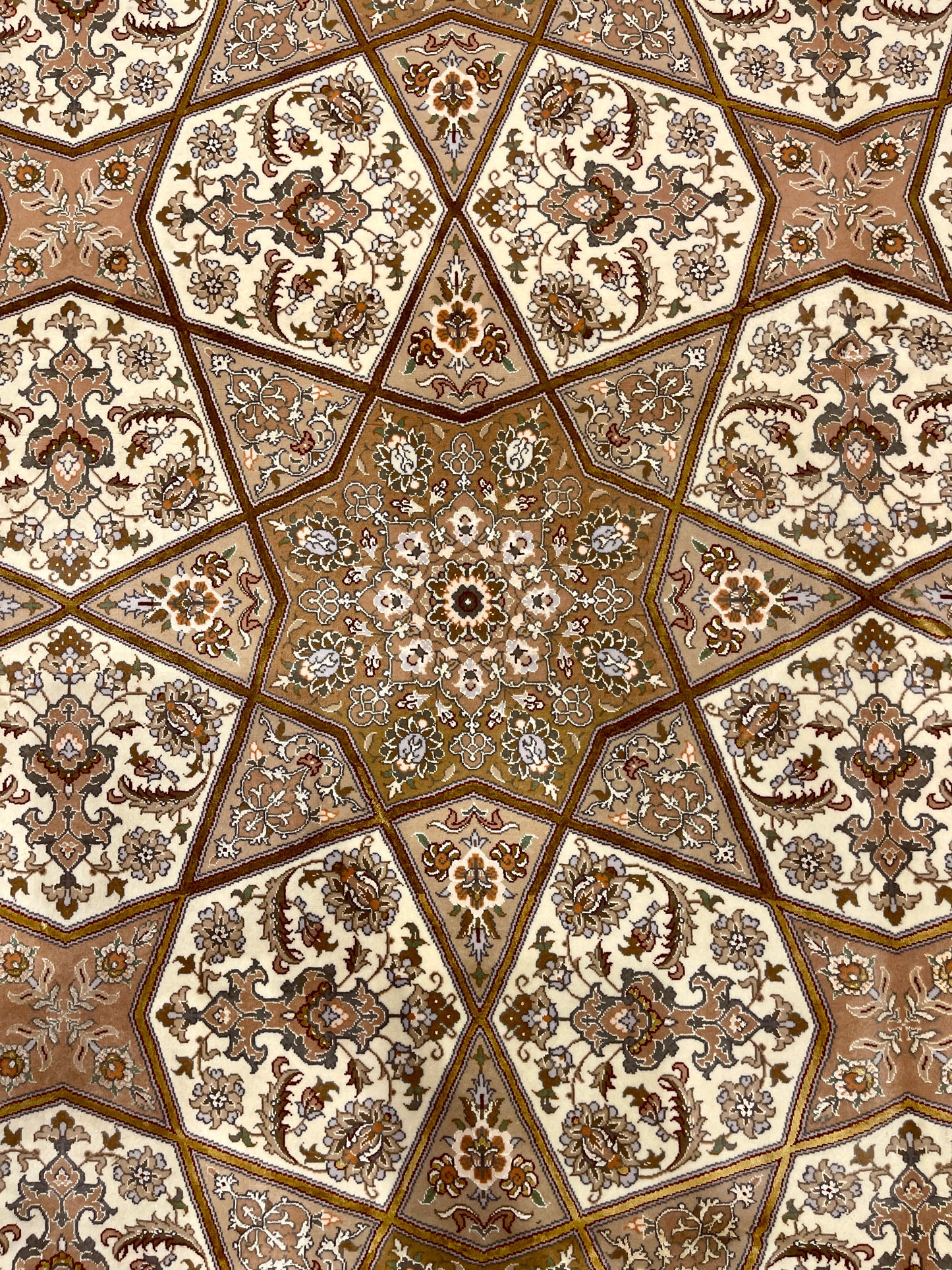 BROWNIAN GEOMETRY