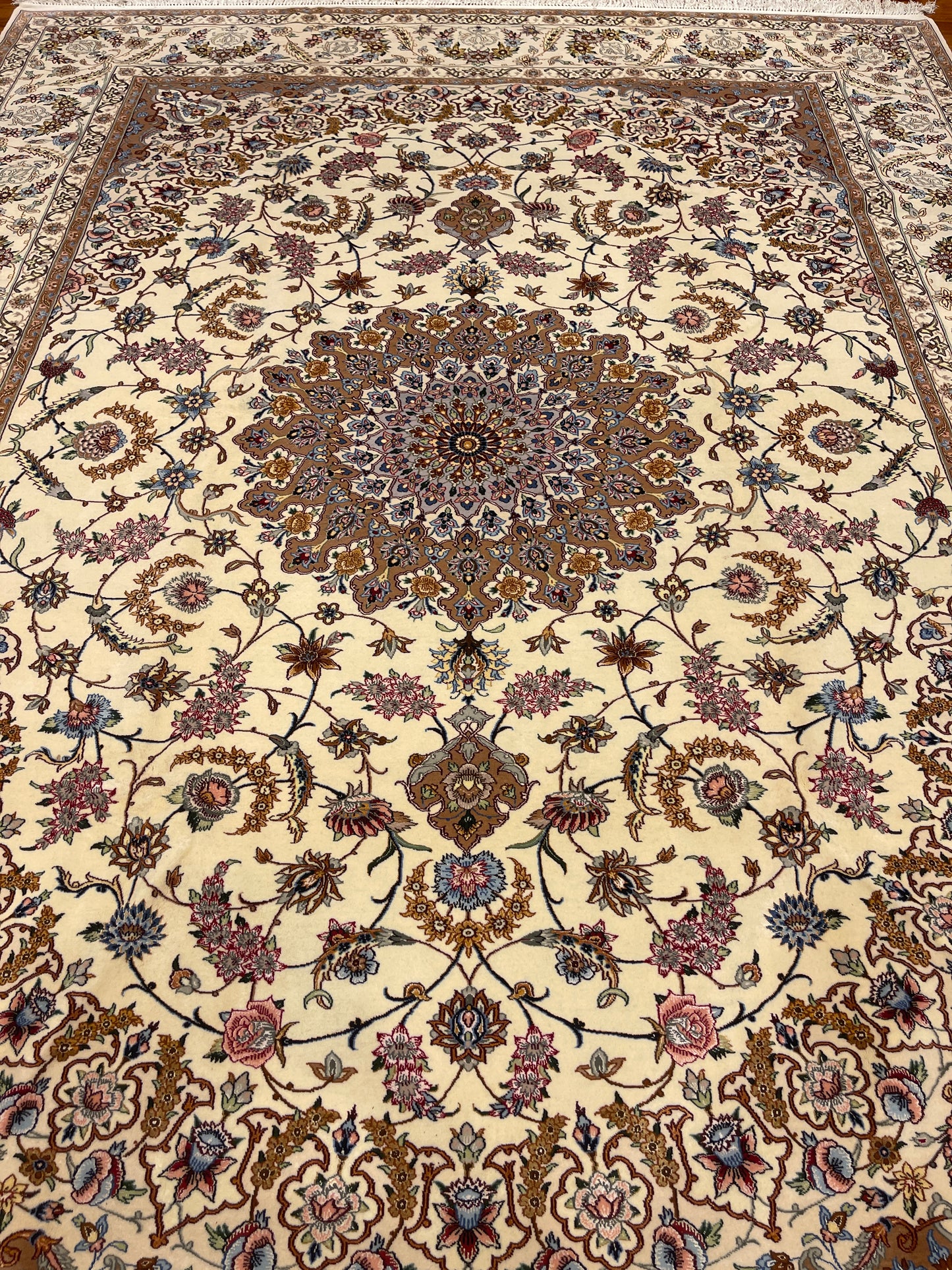 CHIC LARGE ISFAHAN ON SILK