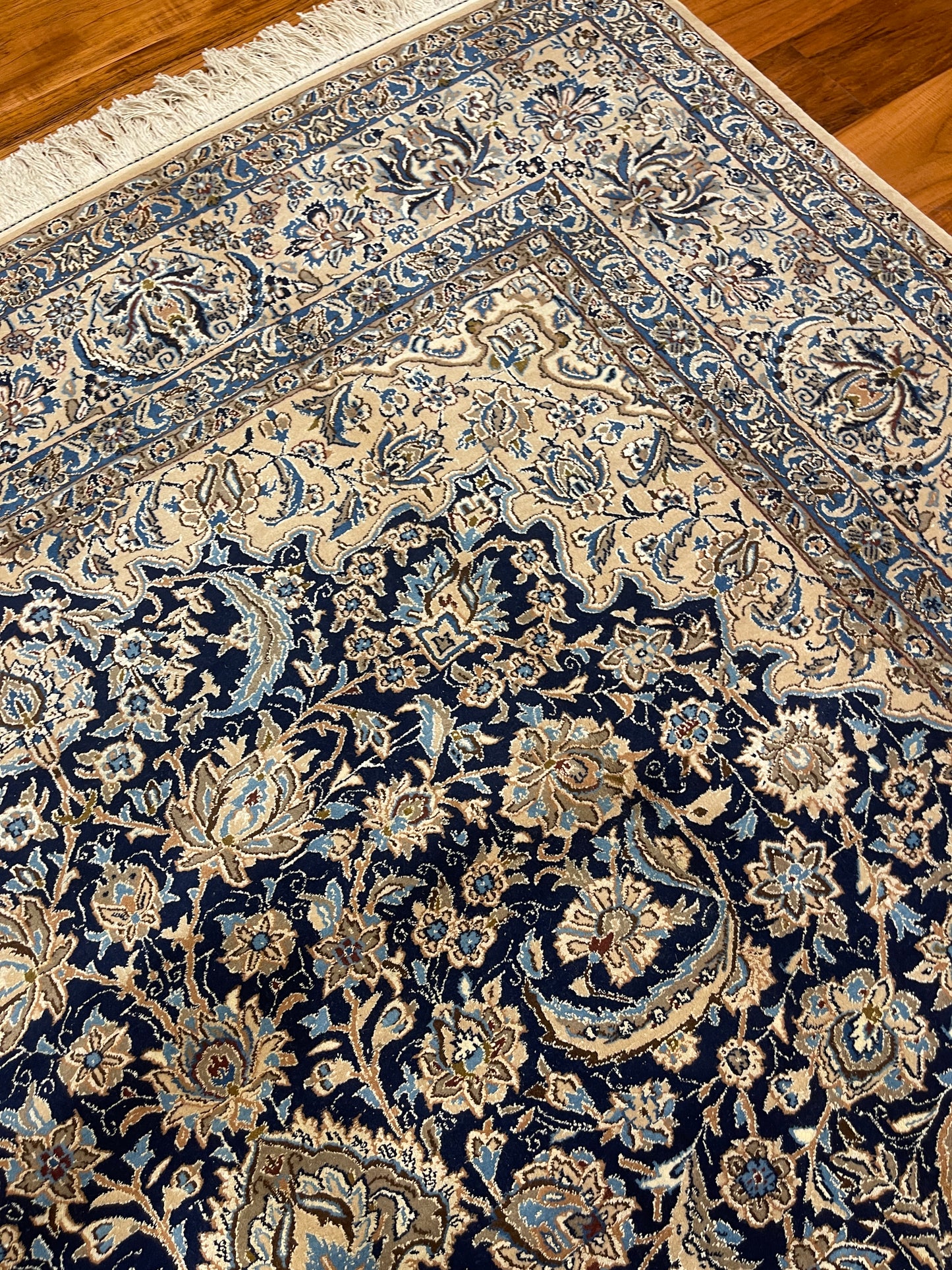ARABESQUES WITH SILK