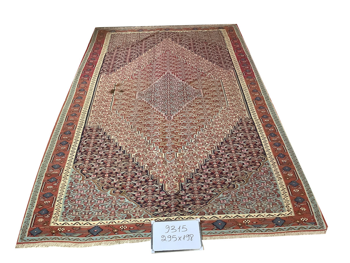 Fine Vintage Kilim