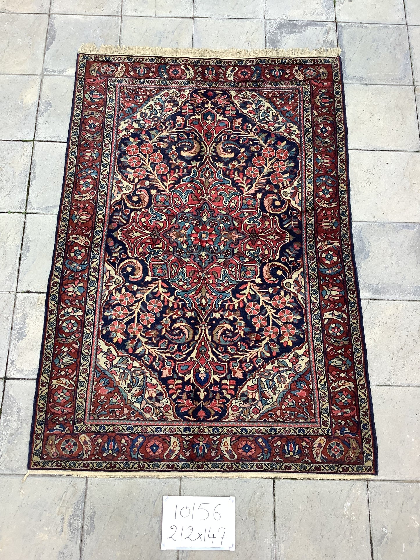 ANTIQUE BORCHALU HAMADAN