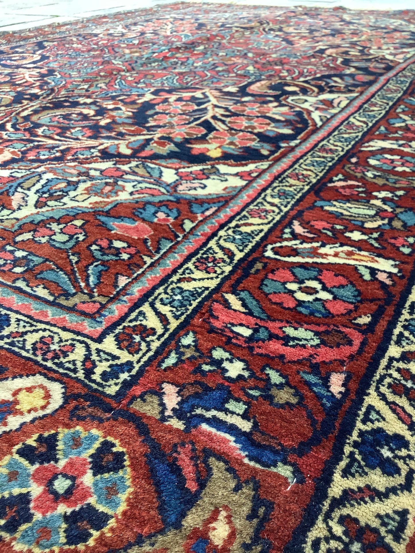 ANTIQUE BORCHALU HAMADAN