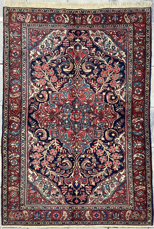 ANTIQUE BORCHALU HAMADAN