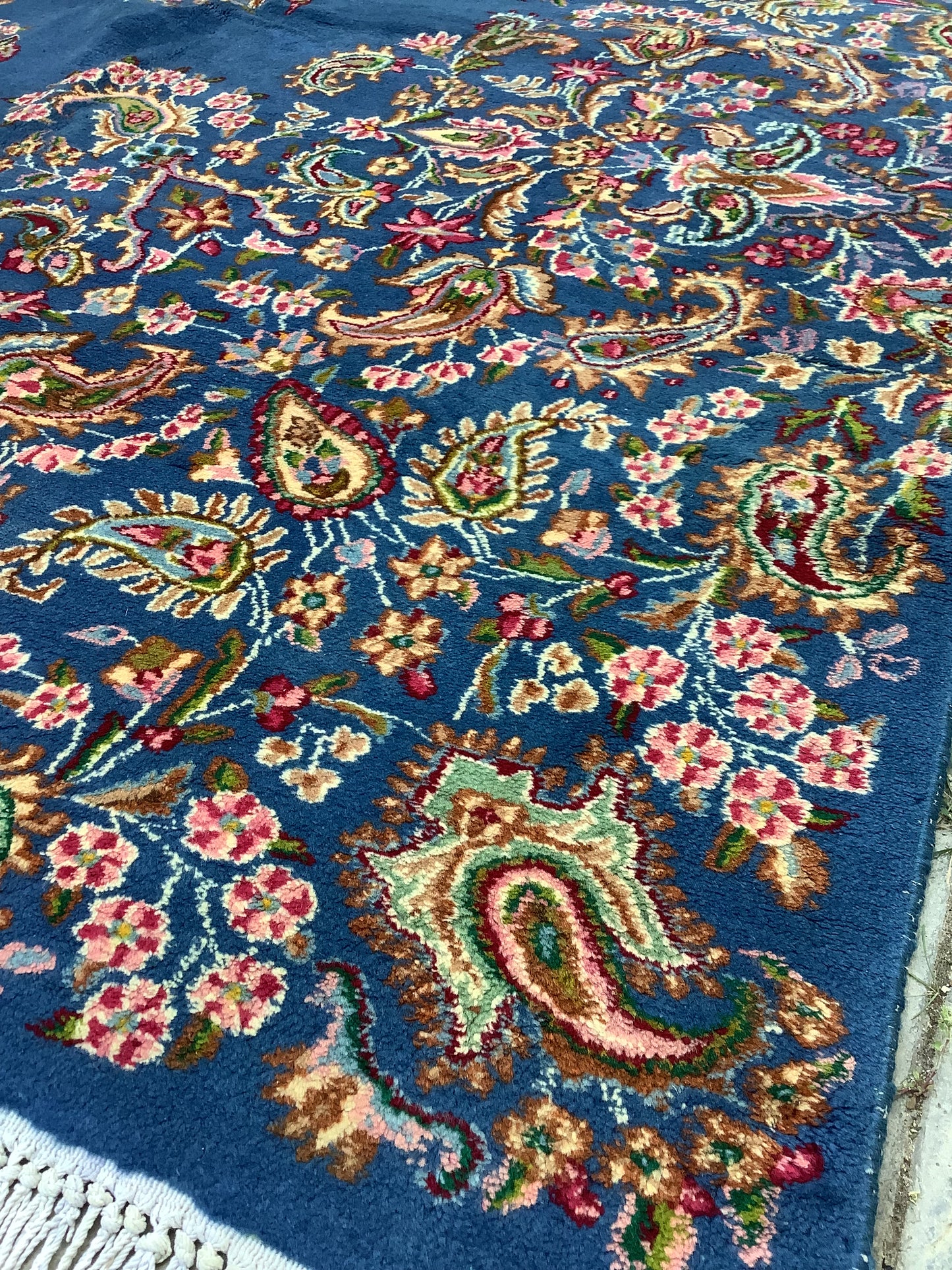 OLD BEAUTIFUL BLUE KERMAN