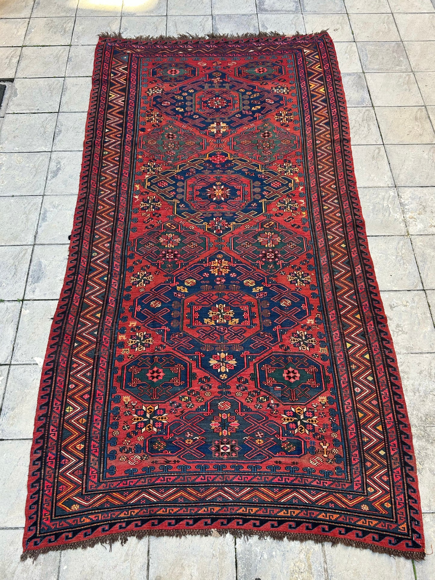ANTIQUE KUBA CAUCASIAN SUMAKH