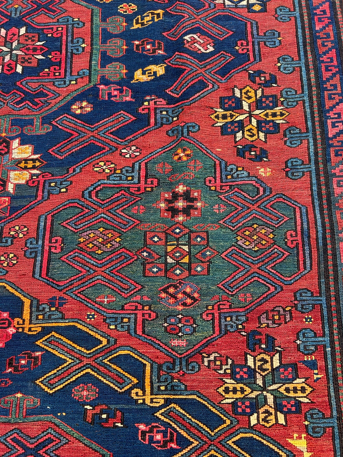 ANTIQUE KUBA CAUCASIAN SUMAKH