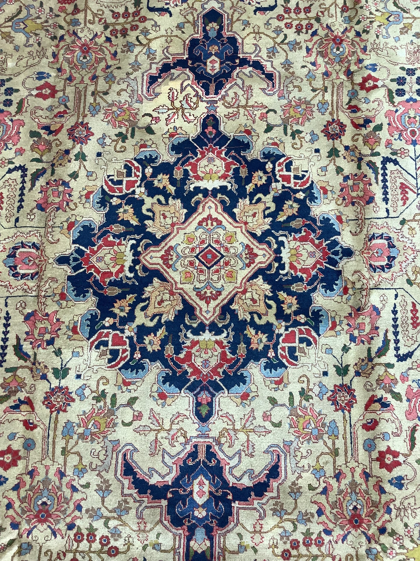 TABRIZ ANTIQUE HERIZ